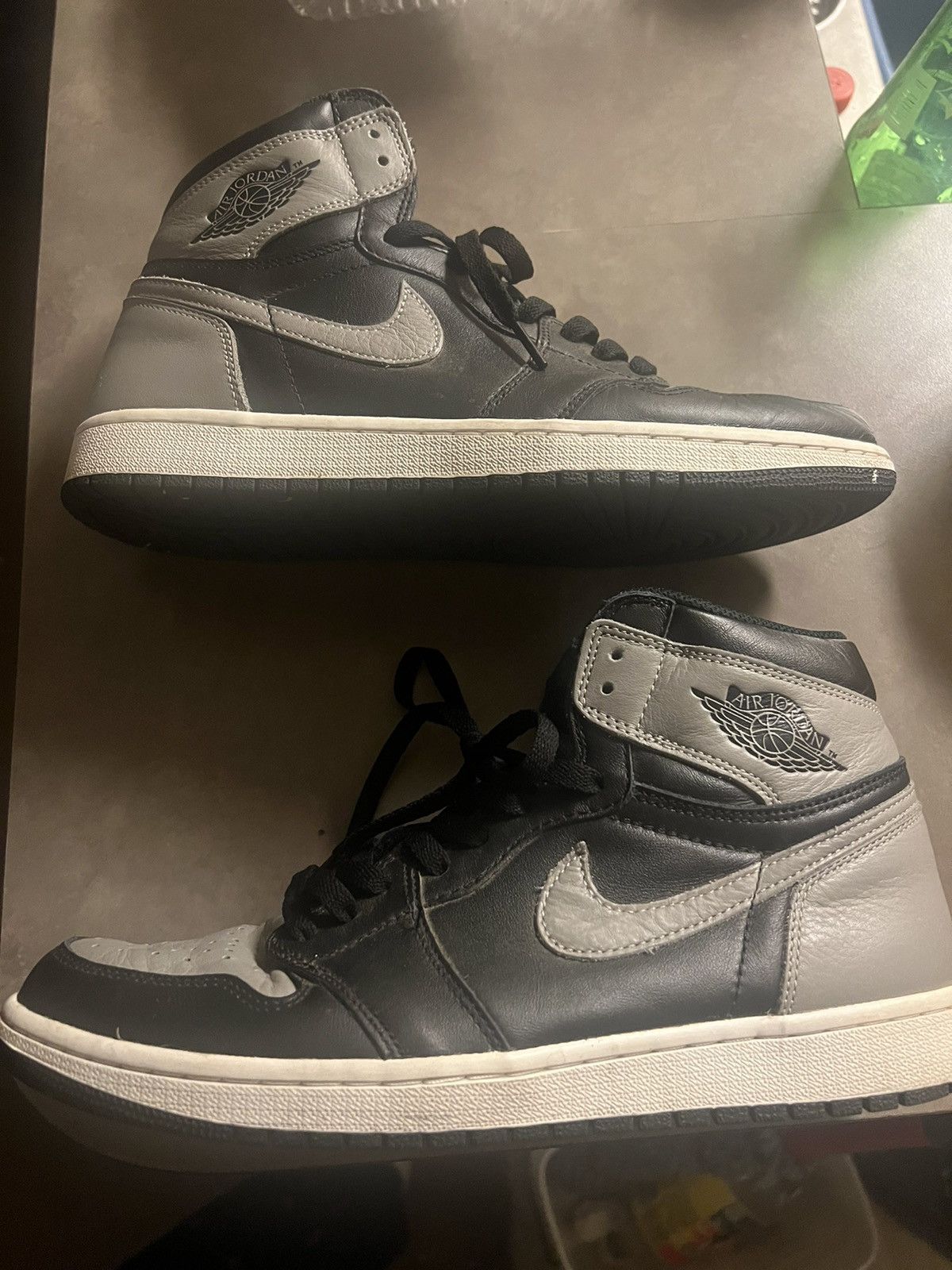 shadow white air jordan 1
