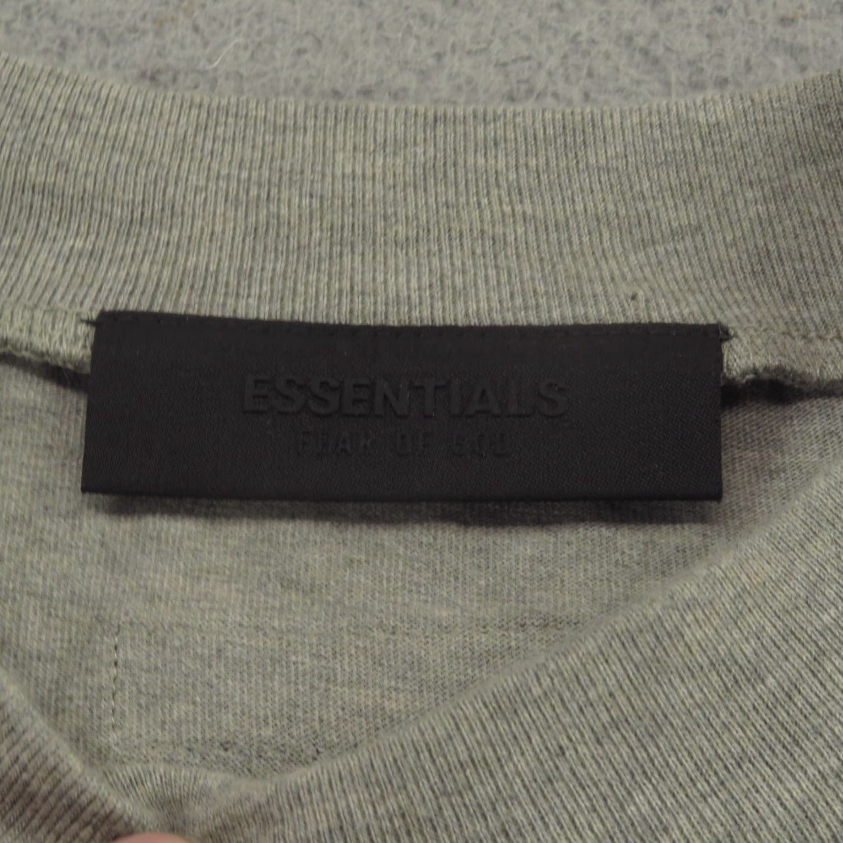 Fear of God Fear of God ESSENTIALS Shirt Mens Large Grey Crewneck Long Sleeve Tee Baggy FOG Size US L / EU 52-54 / 3 - 4 Thumbnail