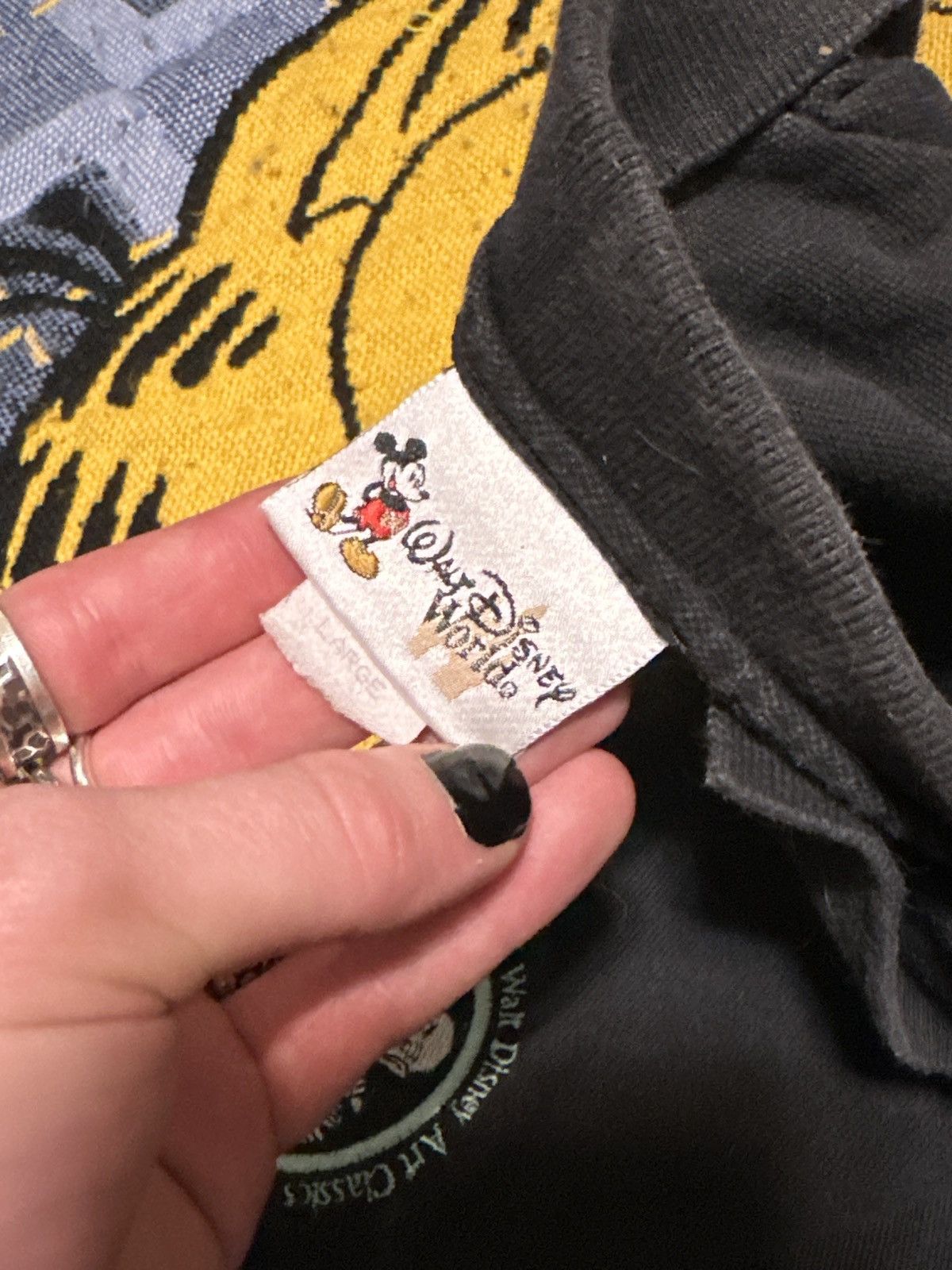 Disney Vintage 90s Disney Button Up Shirt Size US L / EU 52-54 / 3 - 4 Thumbnail