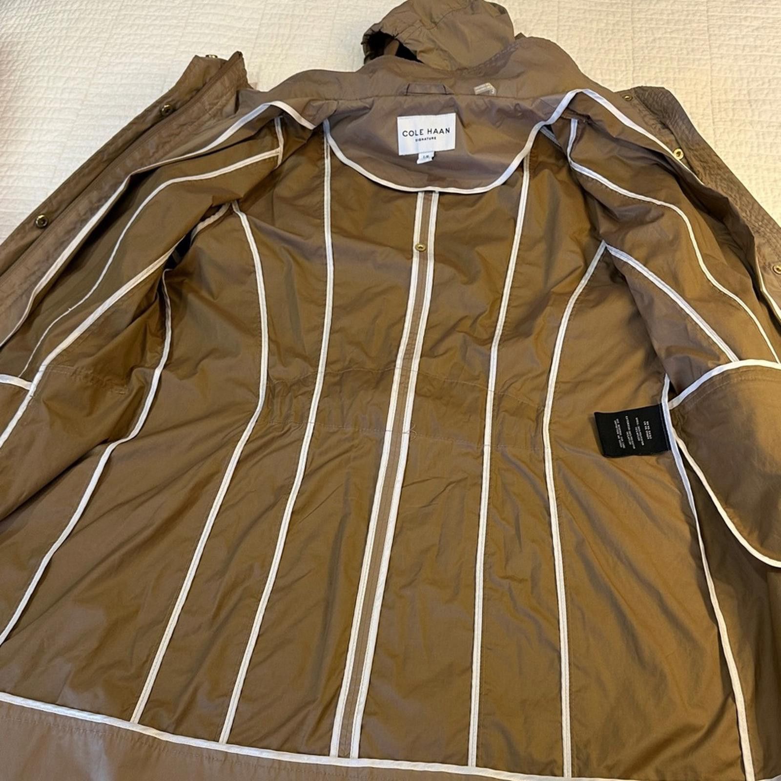 Cole Haan Cole Haan Large Rain Coat Trench Hooded Women's Coat EUC Size L / US 10 / IT 46 - 8 Thumbnail