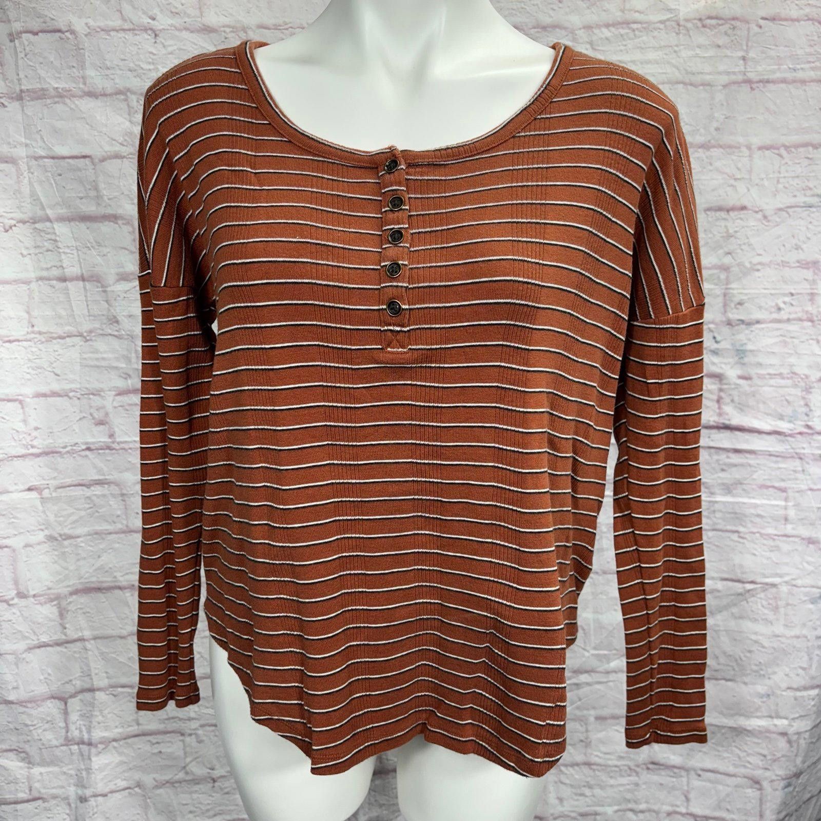 American Eagle Outfitters American Eagle Size XS Long Sleeve Top Size XS / US 0-2 / IT 36-38 - 1 Thumbnail