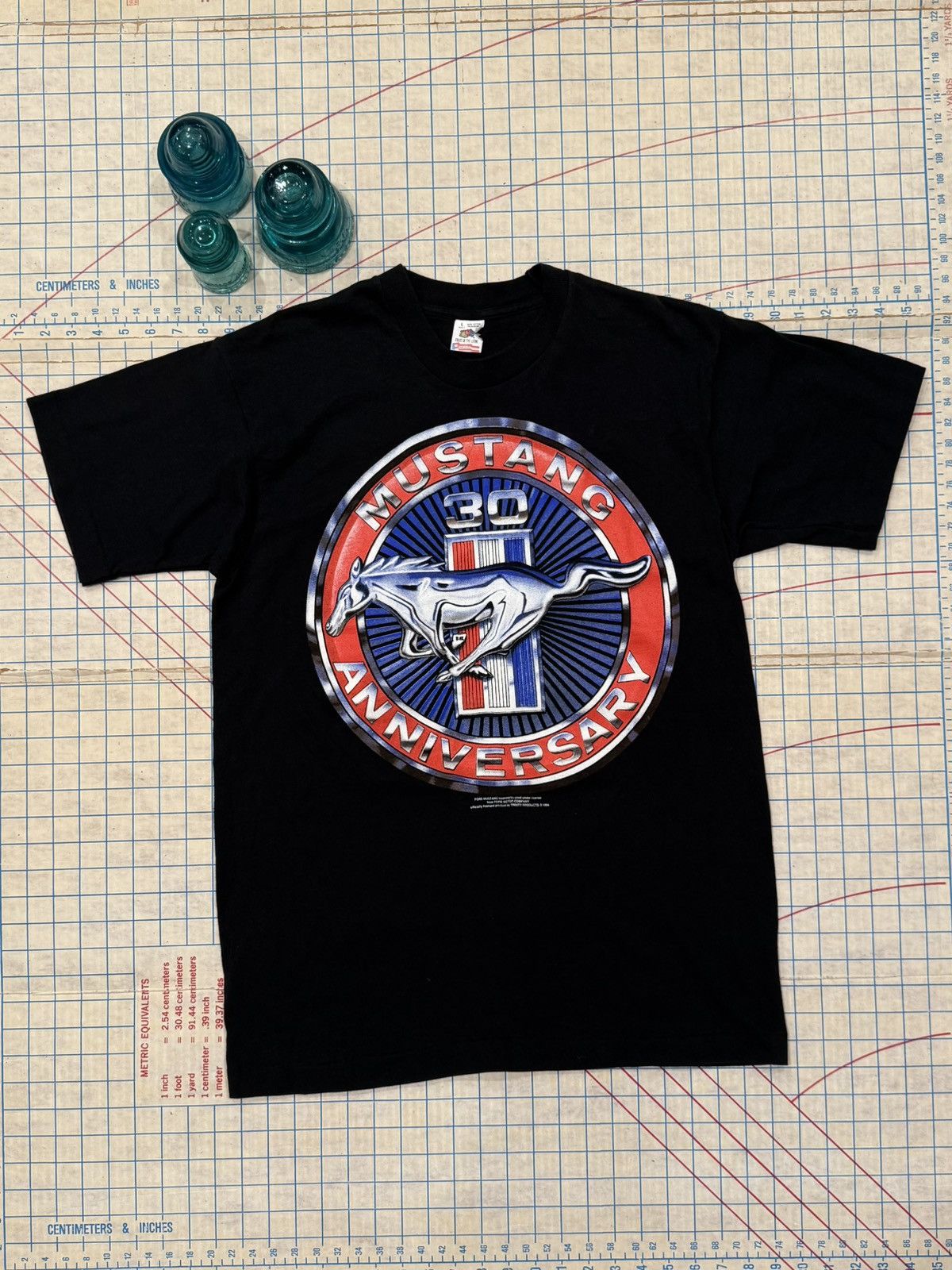 Mustang Vintage Ford Mustang 30th Anniversary Graphic Tee Large Mens Size US L / EU 52-54 / 3 - 1 Thumbnail