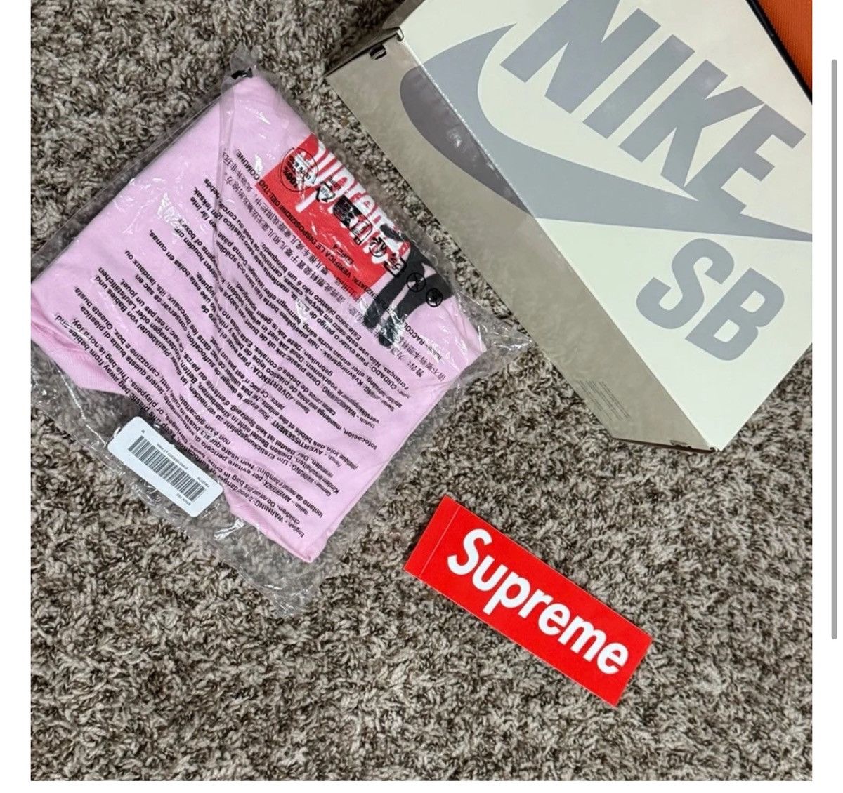 Supreme Supreme Stick Tee Size Medium Brand New ! ! ! Size US M / EU 48-50 / 2 - 2 Thumbnail