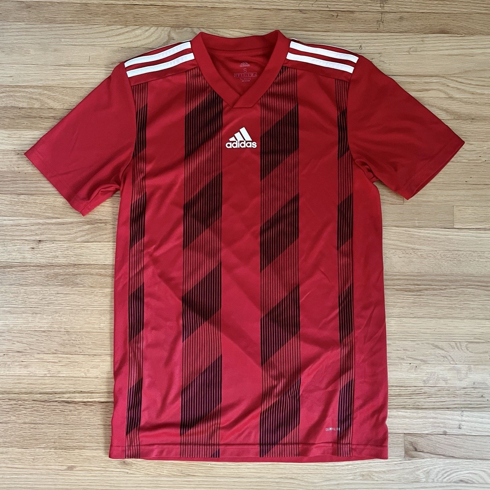 Adidas Adidas Shirt Mens Small Red Striped Climalite V-Neck Soccer Size US S / EU 44-46 / 1 - 2 Thumbnail