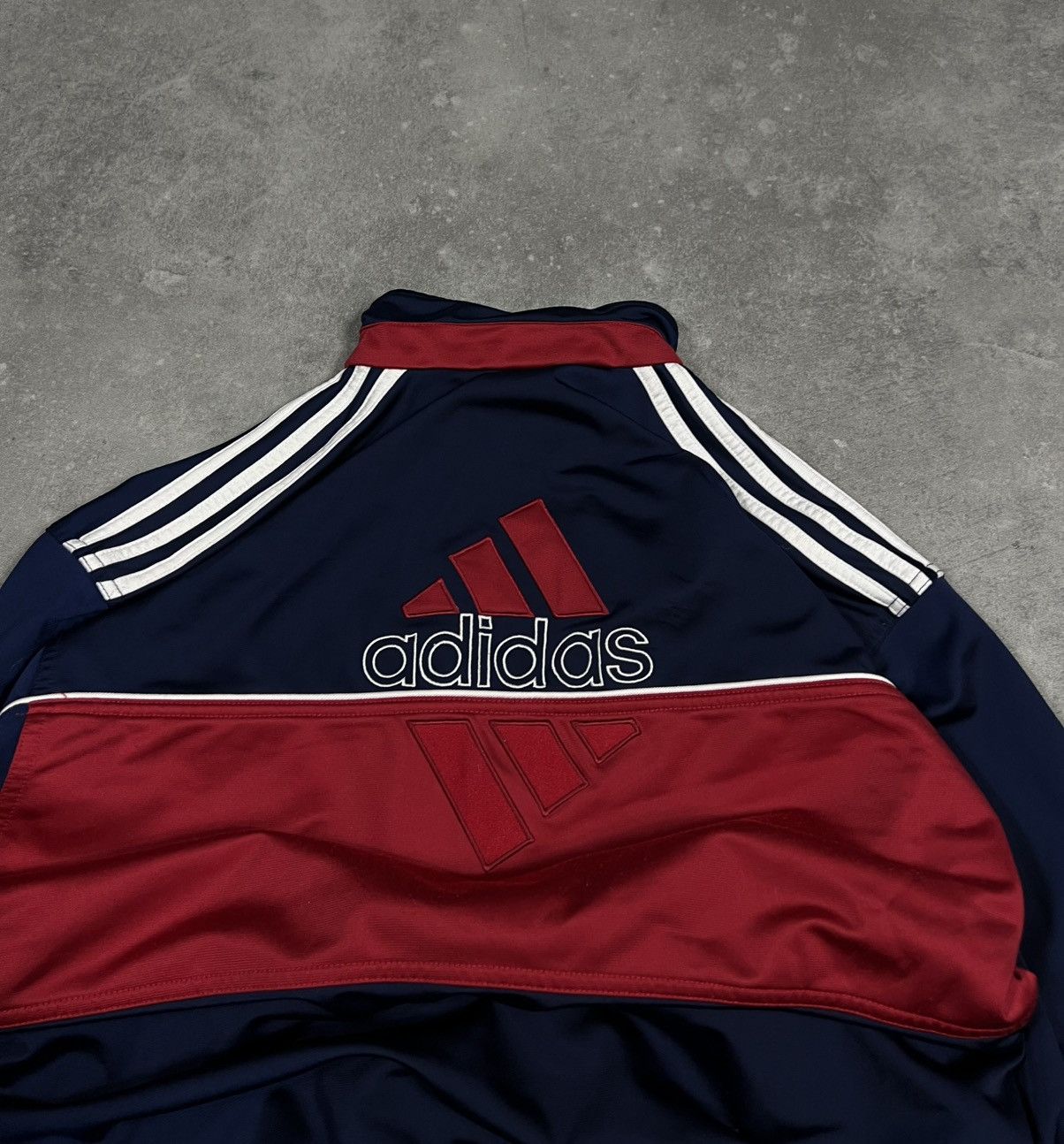 Adidas Rare Vintage Adidas Boxy Fit 90s / 00s Zip Sweatshirt Size US S / EU 44-46 / 1 - 3 Thumbnail