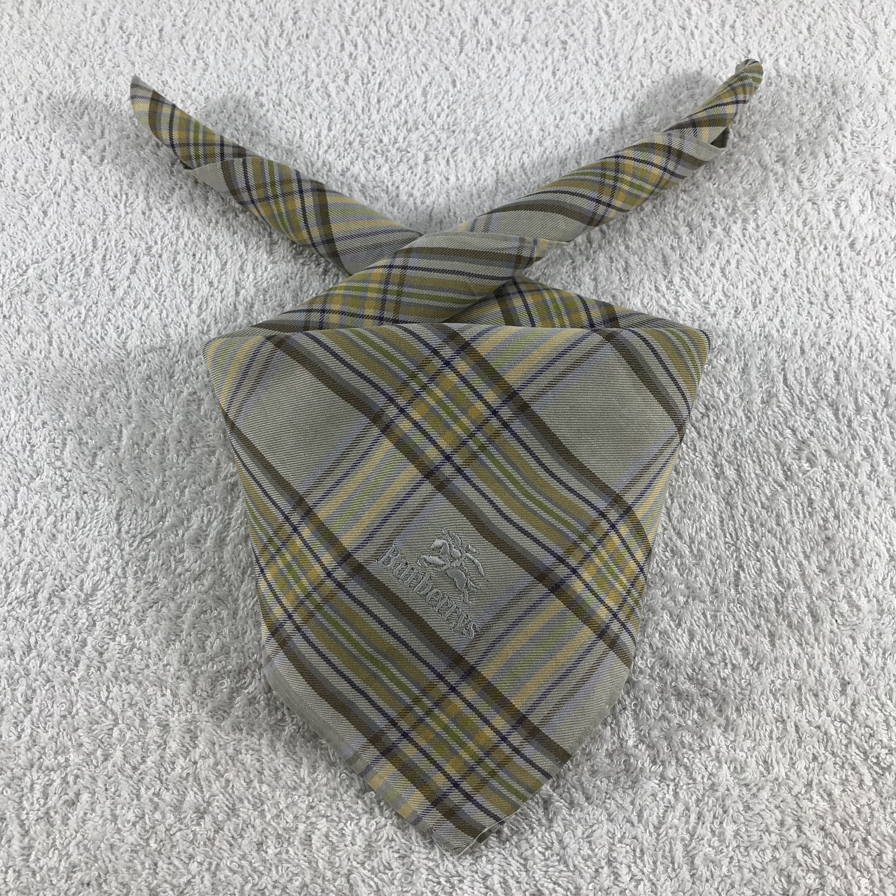 Burberry × Vintage Burberry Bandana / Handkerchief / Neckerchief - S202 Size ONE SIZE - 3 Thumbnail