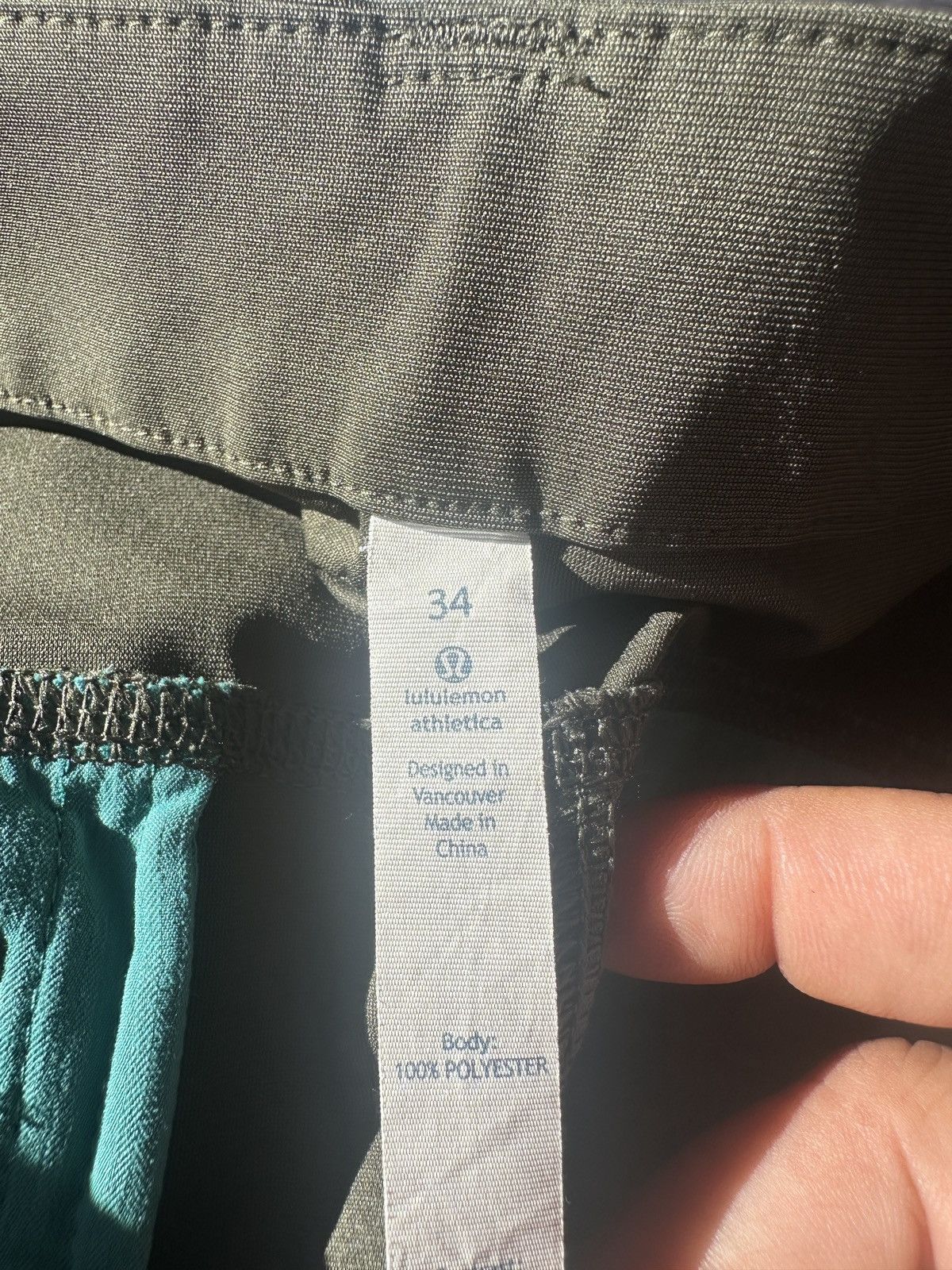 Lululemon Lululemon Commission Shorts Men's 34 Military Green Chino Size US 34 / EU 50 - 4 Thumbnail