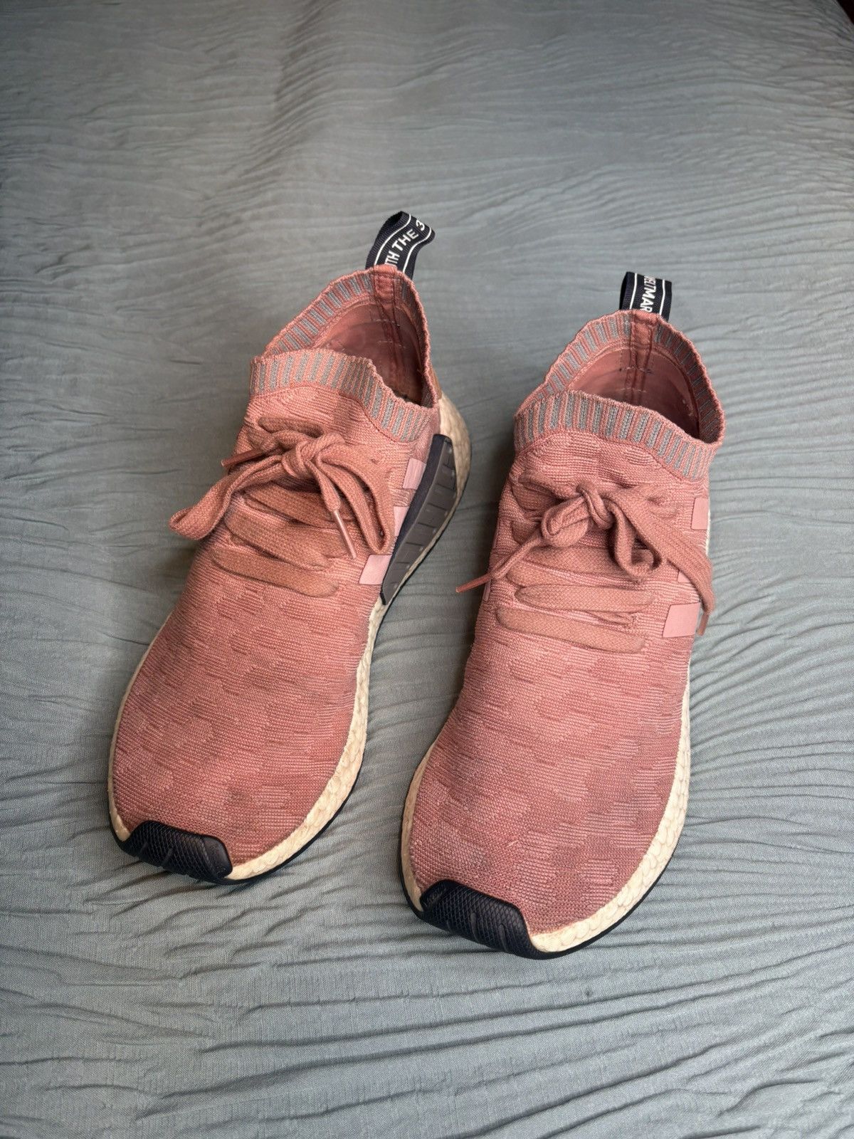 Adidas NMD R2 Primeknit “Raw Pink”