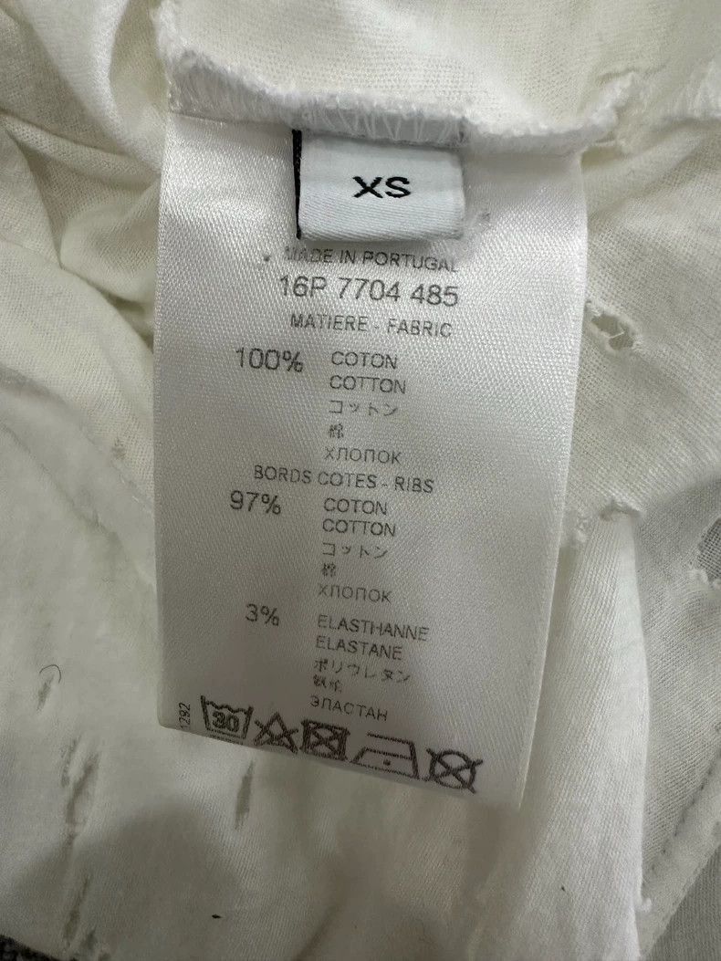 Givenchy Givenchy Givenchy Distressed Short Sleeve TShirt -2507 Size US XS / EU 42 / 0 - 5 Thumbnail