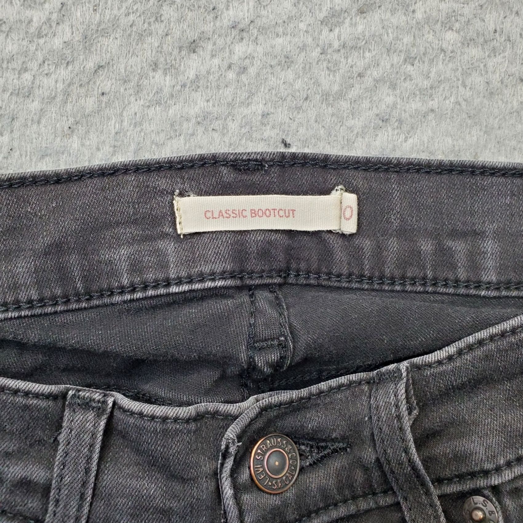 Levi's Levi's Womens Jeans Bootcut 5-Pocket Black Denim Size 30 Size 30" / US 8 / IT 44 - 7 Thumbnail