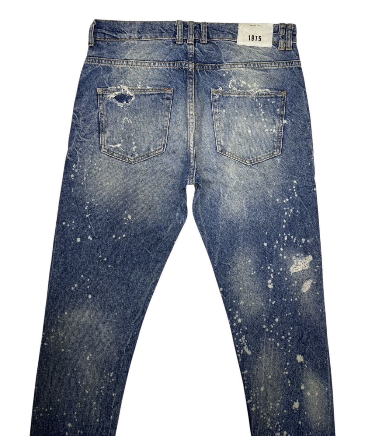 Le Grande Bleu (L.G.B.) ZARA ACID WASH DISTRESSED DENIM JEANS Size US 30 / EU 46 - 3 Thumbnail