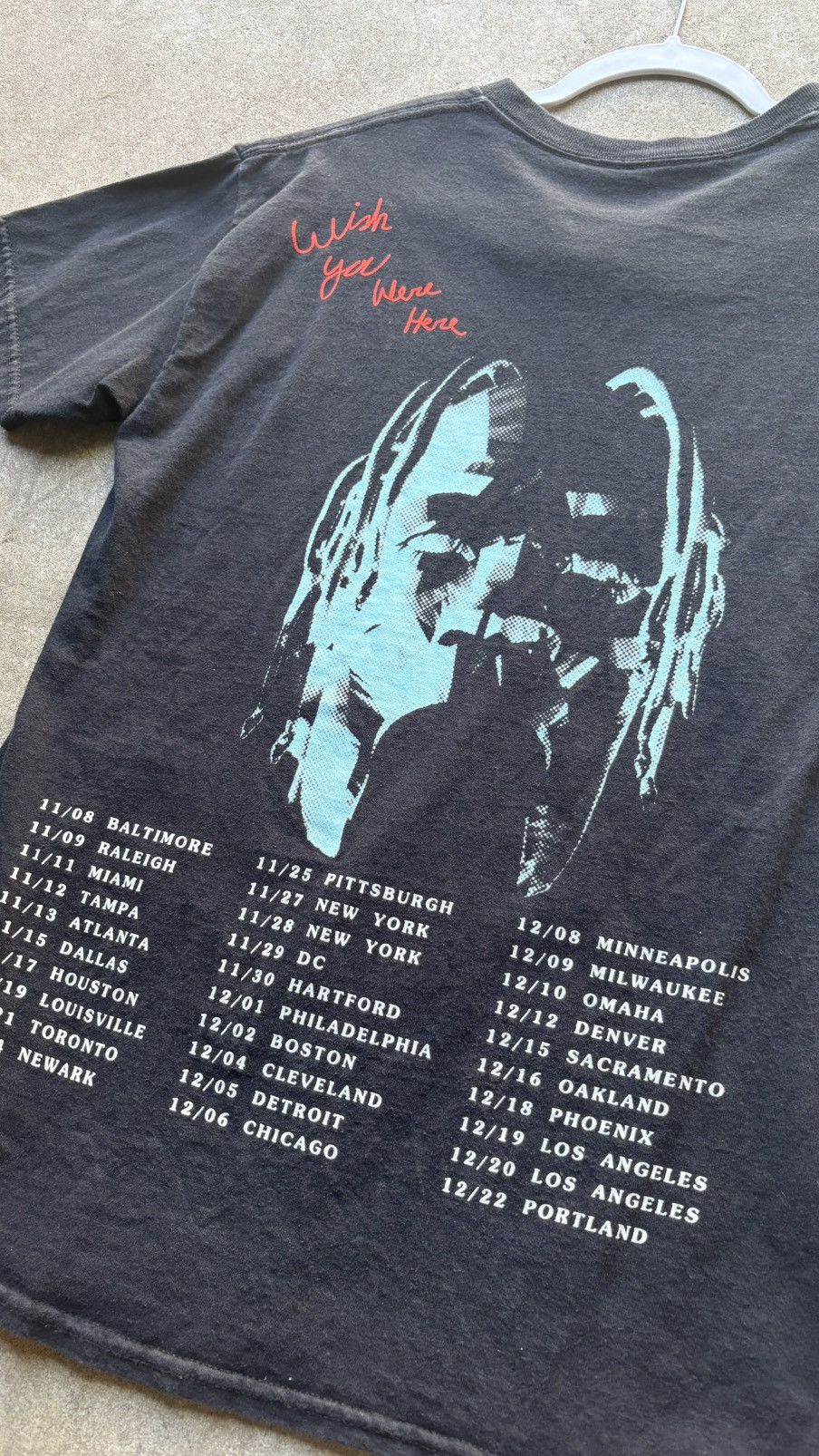 Travis Scott 🖤TRAVIS SCOTT ASTROWORLD TOUR💛 TEE Size US S / EU 44-46 / 1 - 5 Thumbnail