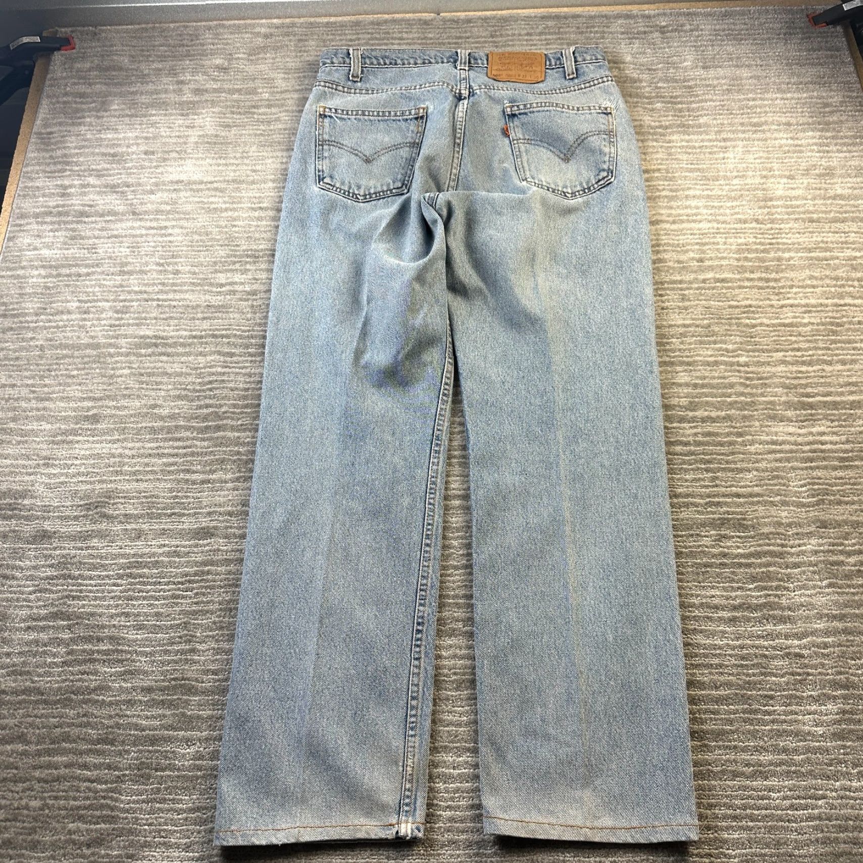 Levi's VINTAGE Levi's Jeans Mens 33x30 505 Blue Denim Faded 1997 Orange Tab Jeans Mens 33 Regular Blue 90s Cowboy Distressed 5-Pocket Levi's 505 Mens Jeans Size US 33 - 2 Thumbnail