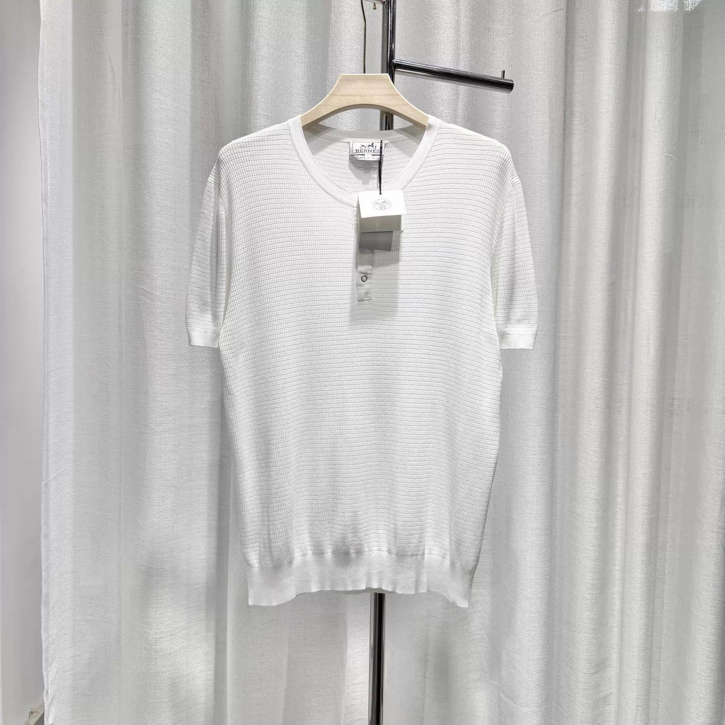 Hermes White Short Sleeve Henley Shirt Size US L / EU 52-54 / 3 - 1 Thumbnail