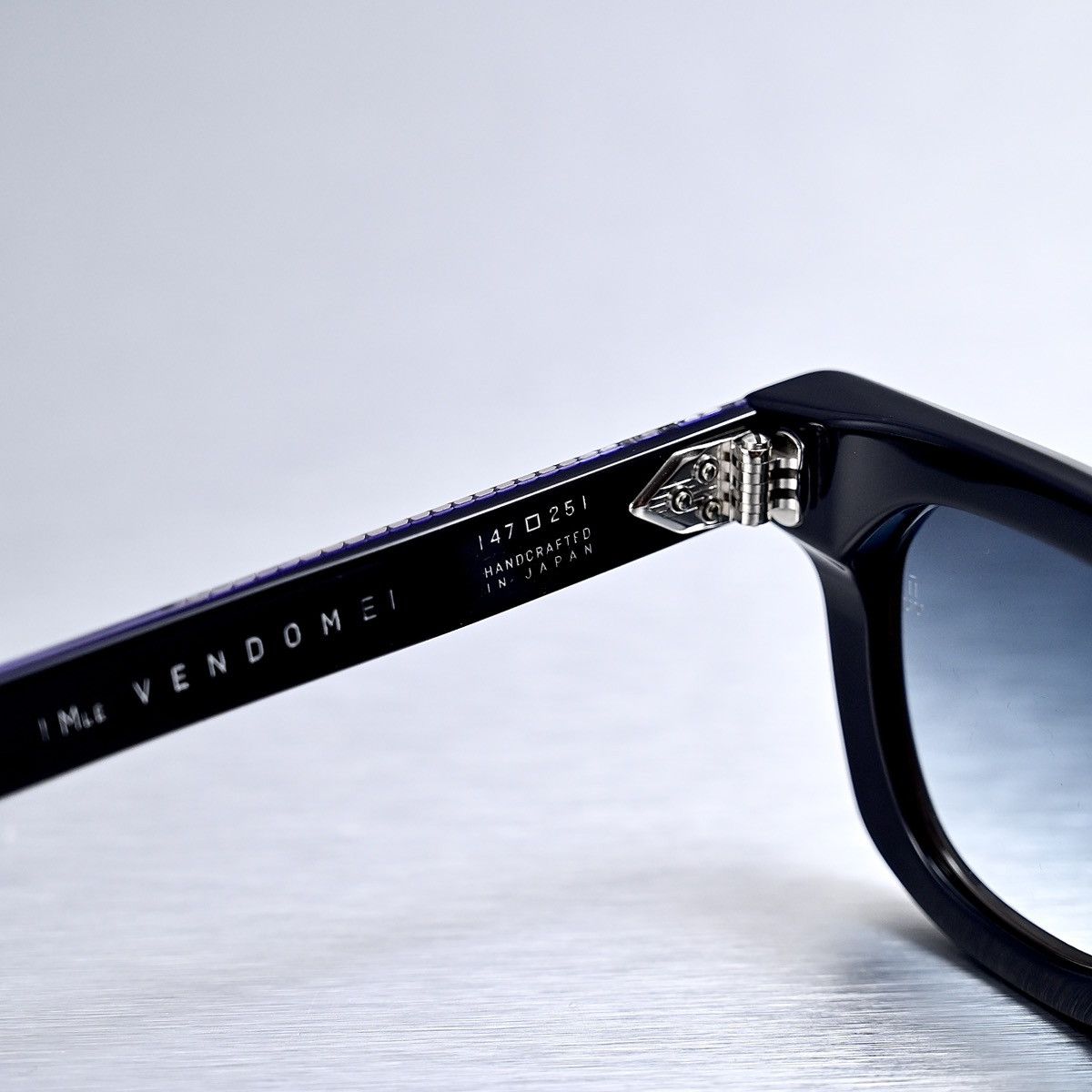 Jacques Marie Mage JACQUES MARIE MAGE VENDOME EPOXY PRUISSE SUNGLASSES Size ONE SIZE - 8 Thumbnail