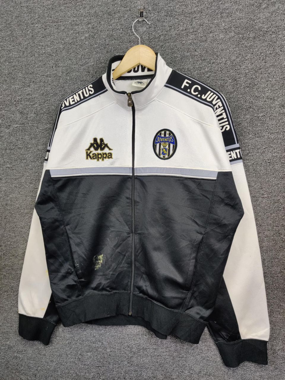 Kappa Vintage Juventus Kappa Soccer Football Sweater Jacket Size US L / EU 52-54 / 3 - 2 Thumbnail