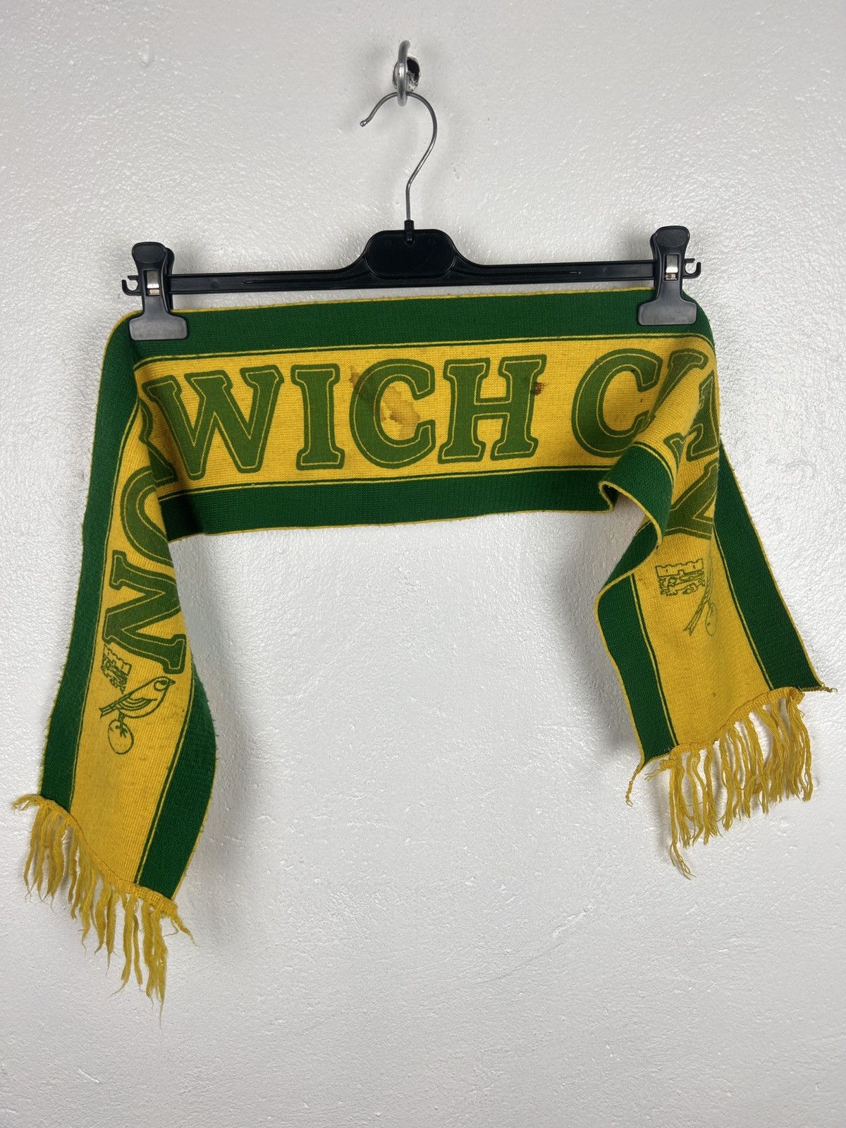 Vintage 80s Vintage Norwich City FC Soccer Football Fanwear Scarf Size ONE SIZE - 1 Thumbnail