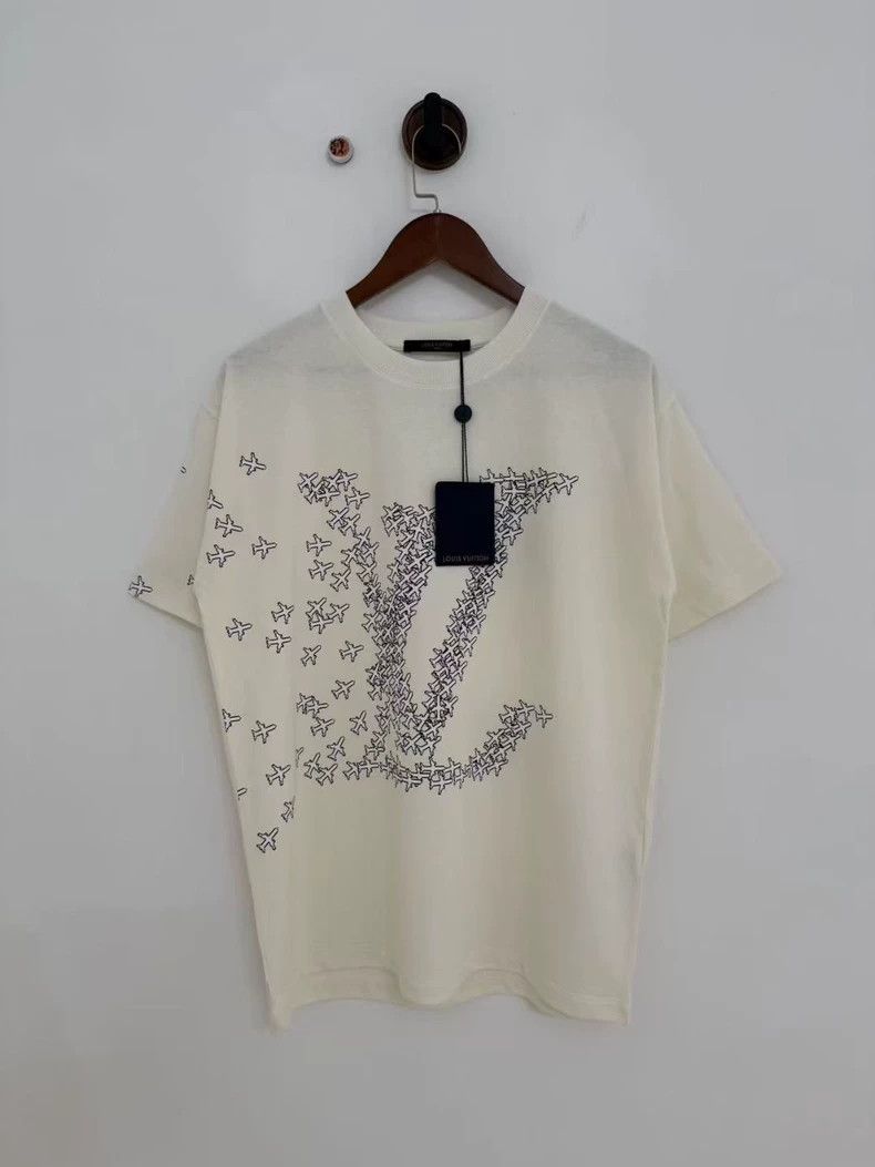 Louis Vuitton Louis Vuitton White 2054 aircraft full logo short sleeve Size US S / EU 44-46 / 1 - 1 Thumbnail