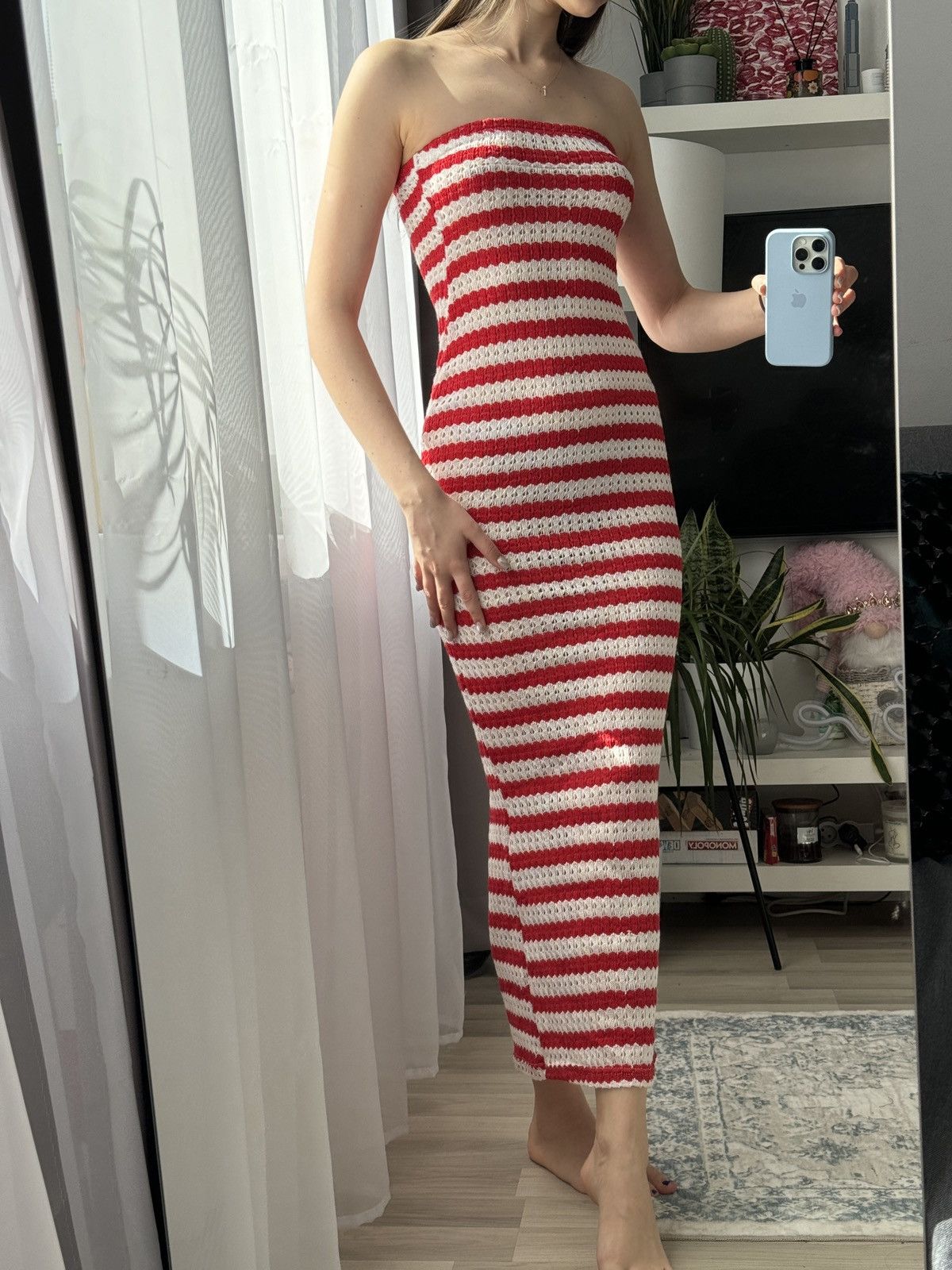 PrettyLittleThing Summer dress in red and white stripe maxi dress Size S / US 4 / IT 40 - 1 Thumbnail