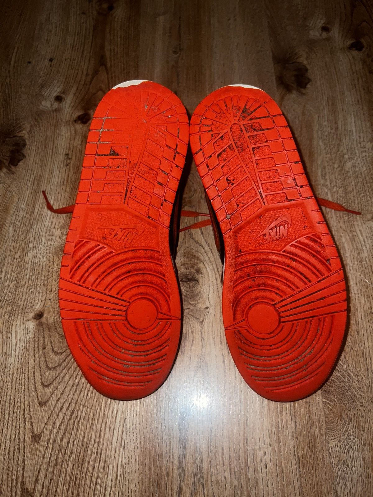 Jordan Brand Jordan 1 Retro High OG Shattered Backboard 3.0 Size 9.5 Size US 9.5 / EU 42-43 - 8 Thumbnail