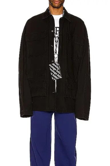 Balenciaga o1la1rc1a1124 BB Corp Cargo Shirt in Black Size US S / EU 44-46 / 1 - 2 Thumbnail