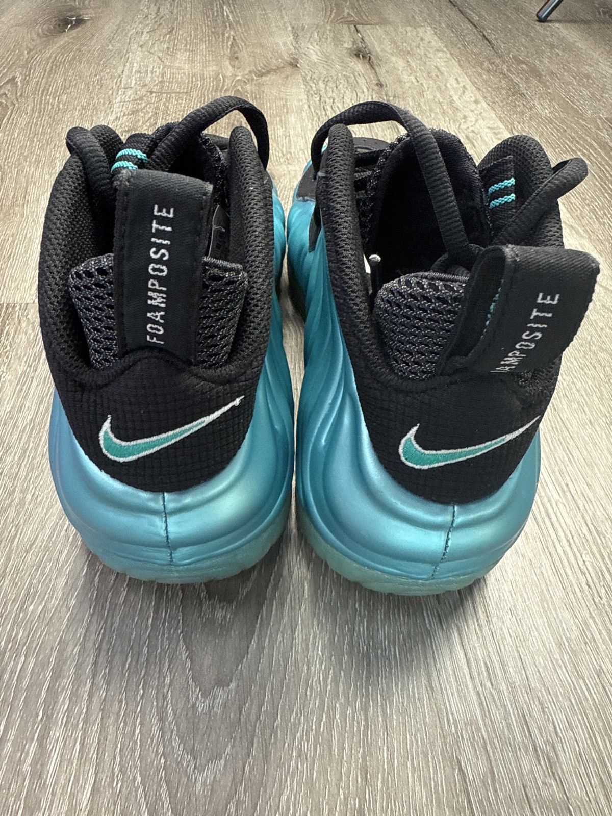 Nike Nike Air foamposite “Electric Blue” **PRE-OWNED** REP box Size US 9.5 / EU 42-43 - 4 Thumbnail