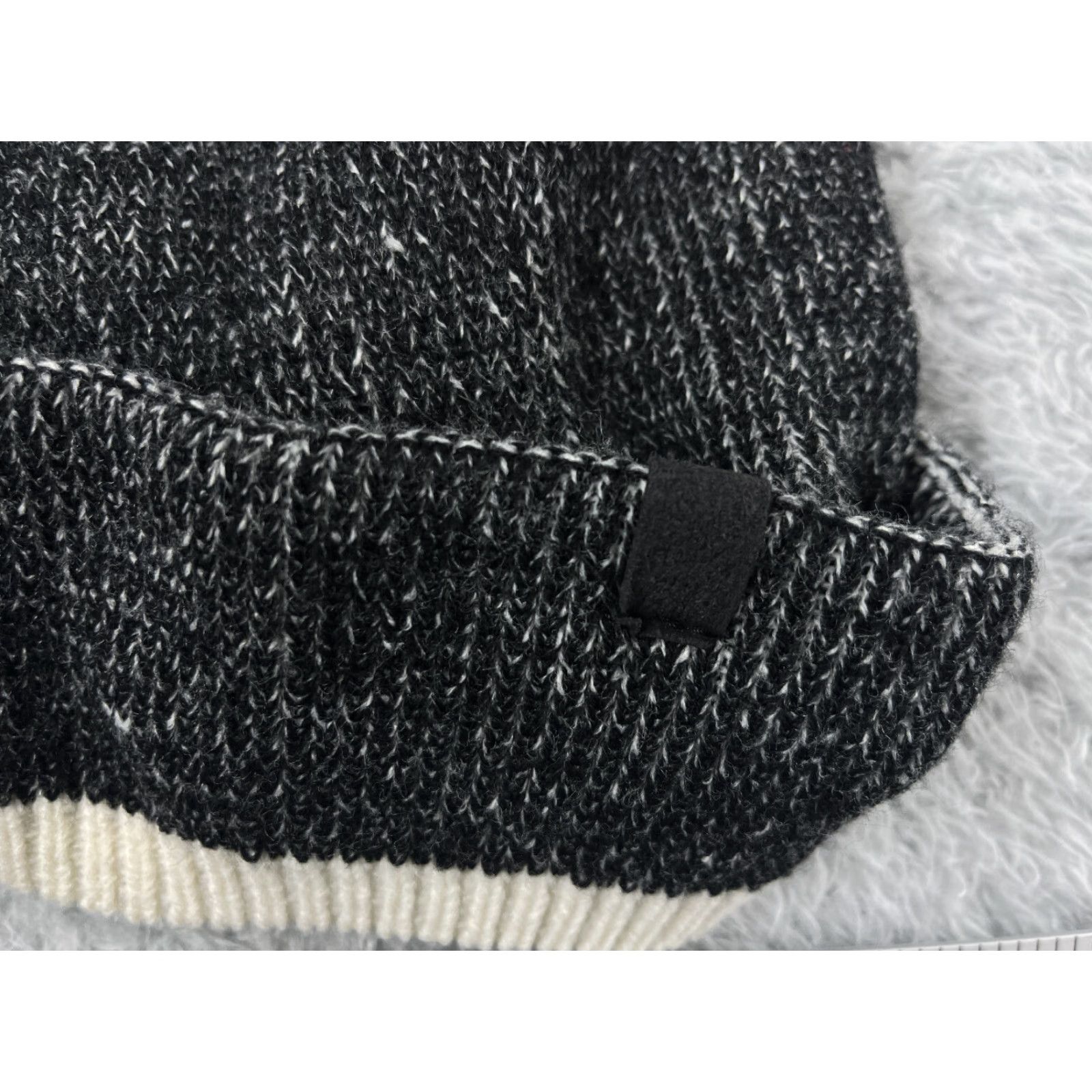 Vintage Angela & William Beanie Adult One Size Gray Knit 100% Acrylic Outdoor Unisex Size ONE SIZE - 3 Thumbnail