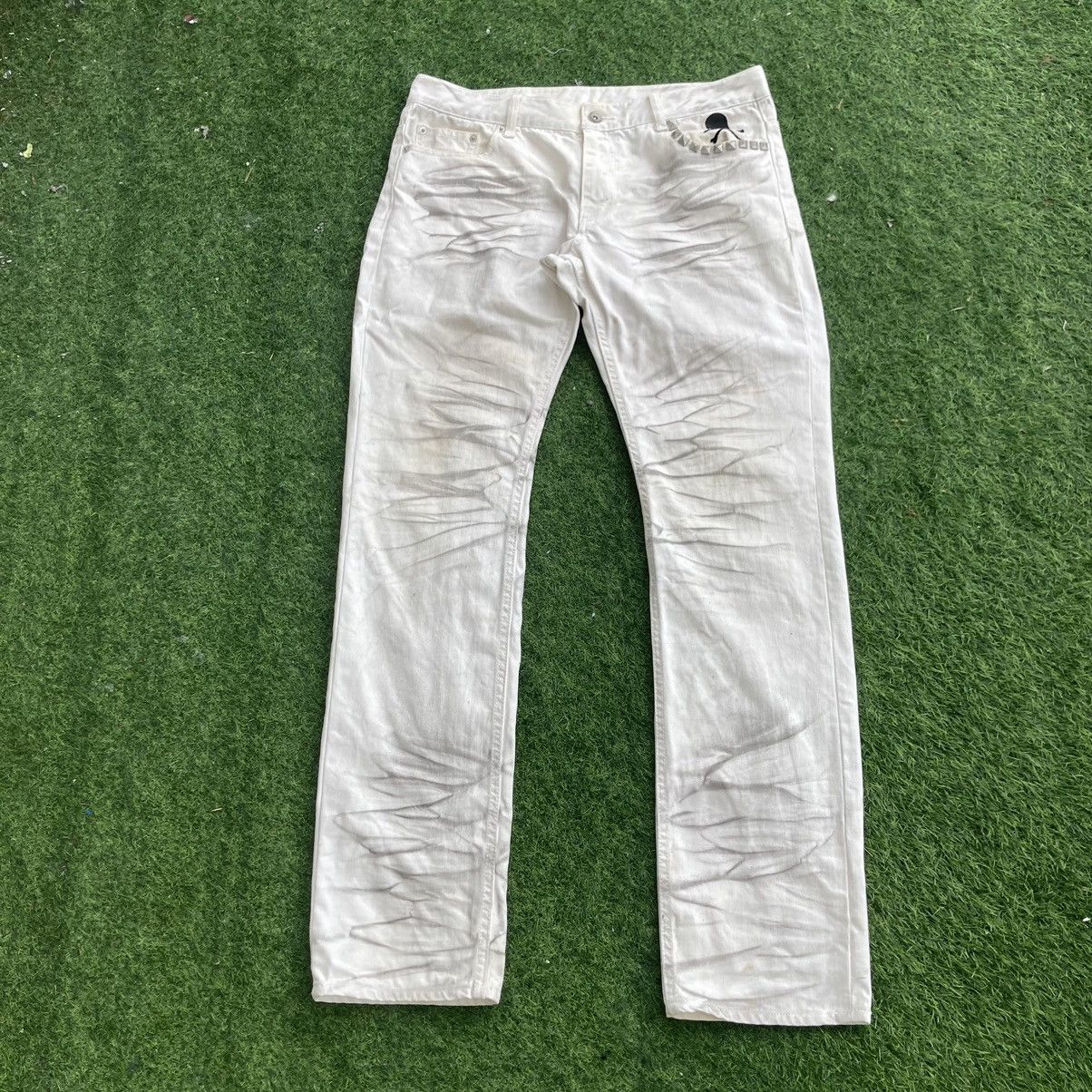 semanticdesign SEMANTIC DESIGN STUDDED WHITE BOOTCUT DENIM JEANS Size US 34 / EU 50 - 1 Thumbnail