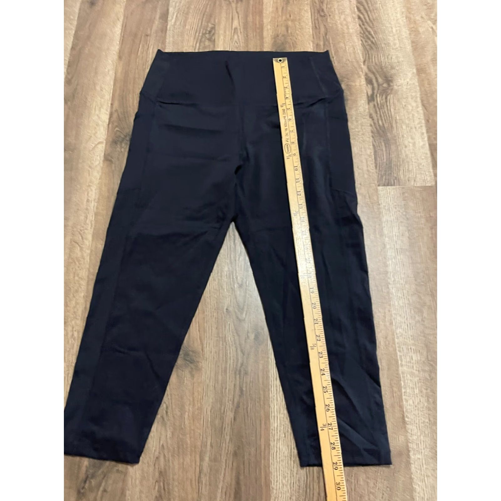 Vintage ZYIA Active Pants, Women's Size 14-16, Black Capri Leggings, Pull On, Regular, Inseam 19, 14-16, Fall Spring Summer, Womens Size 36" / US 14 / IT 50 - 6 Thumbnail