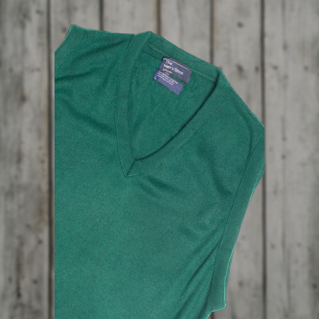 JCPenney VINTAGE JC Penney Green Vest Large Men's Shop Classic Knit Sleeveless Size US L / EU 52-54 / 3 - 1 Thumbnail