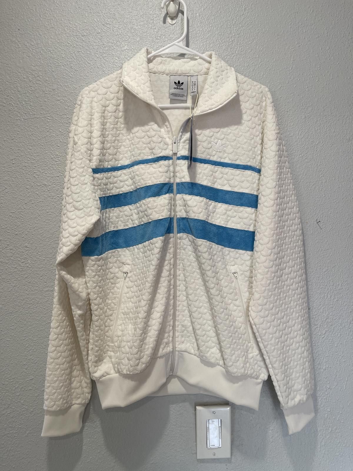 Adidas Adidas Q12 Monogram TT White Zip-Up Jacket with Blue Stripes Size US S / EU 44-46 / 1 - 1 Thumbnail