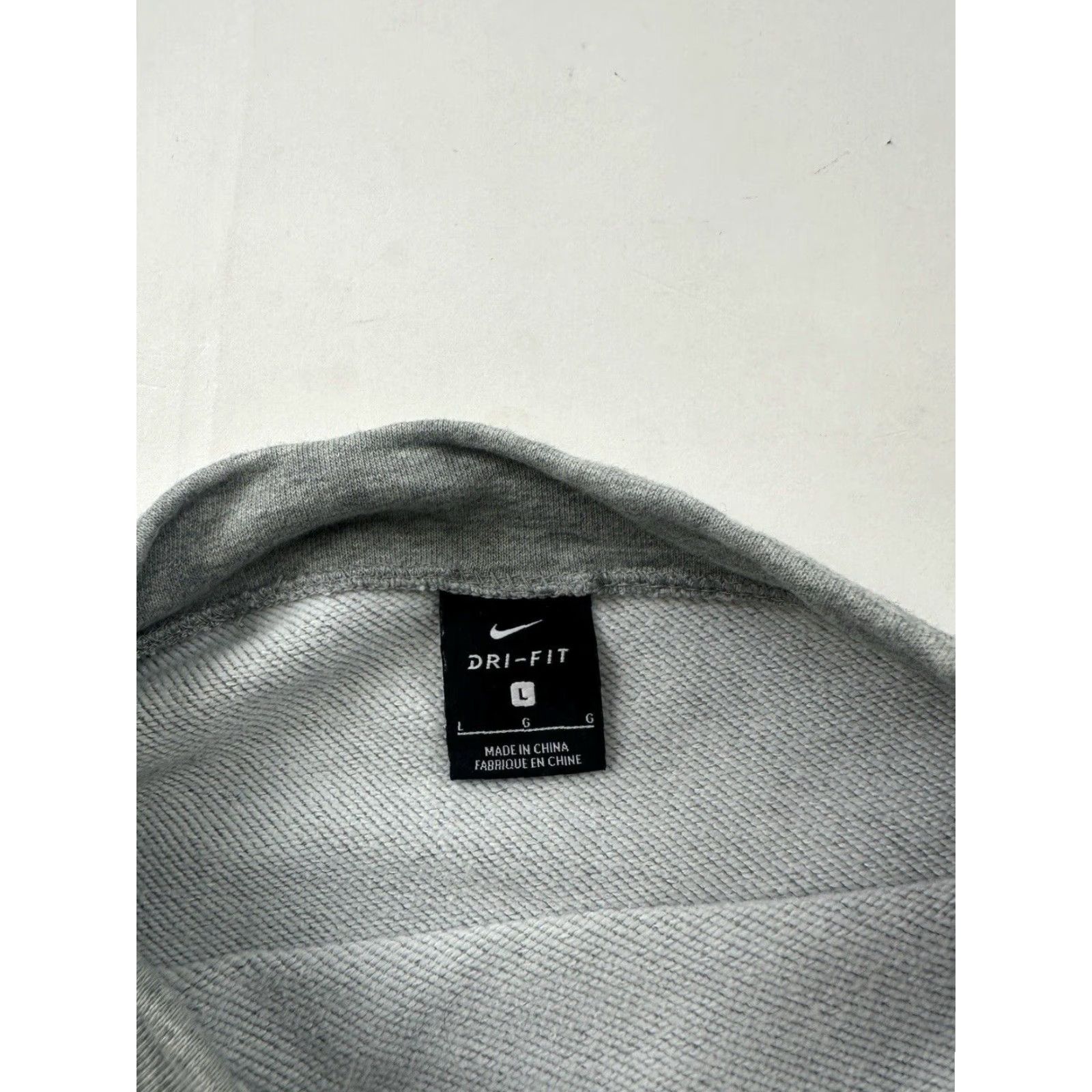 Nike Nike Sweatshirt Womens Large Gray Mock Boat Neck Zip Pocket Pullover Front Zipped Pocket Size L / US 10 / IT 46 - 6 Thumbnail