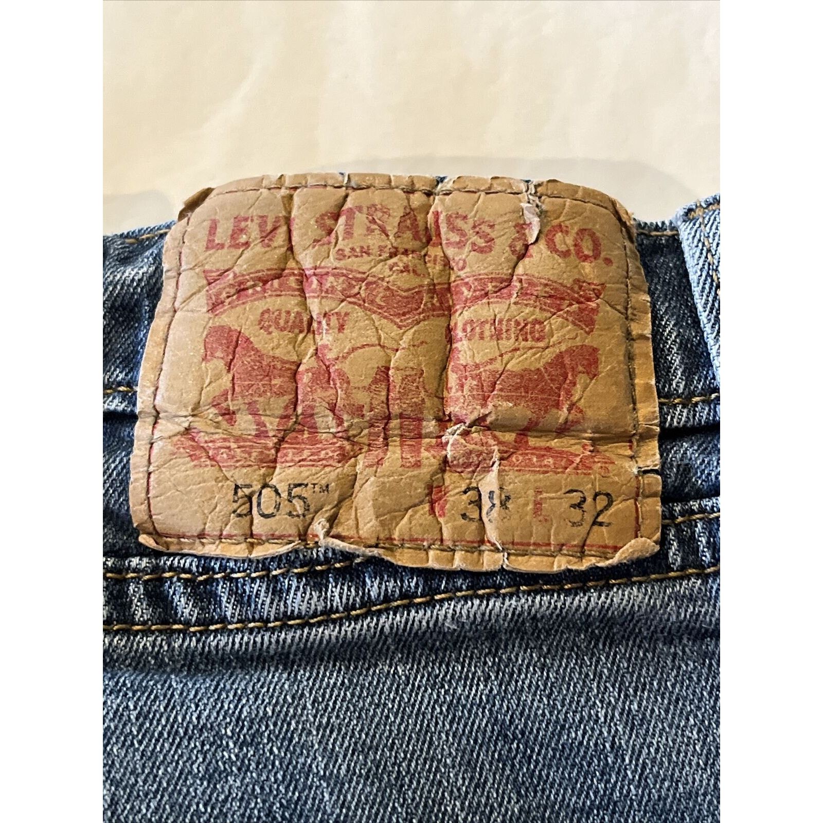 Levi's VTG Levis 505 Jeans Mens 38x32 Made In USA Straight Leg EUC Size US 38 / EU 54 - 11 Thumbnail
