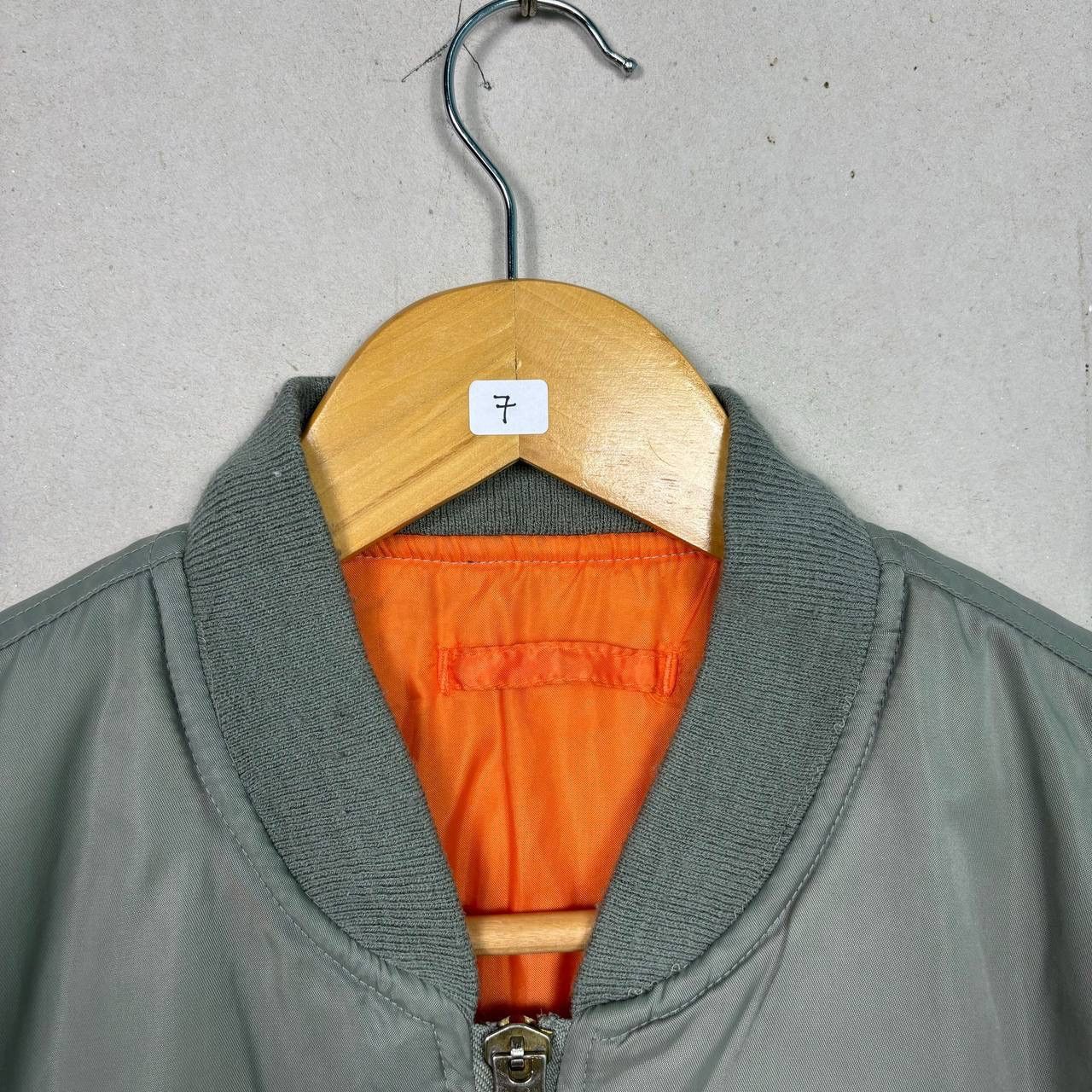 Alpha Industries VTG MA-1 Flight Jacket USAF Sage Green Orange Lining Size M Size US M / EU 48-50 / 2 - 11 Thumbnail