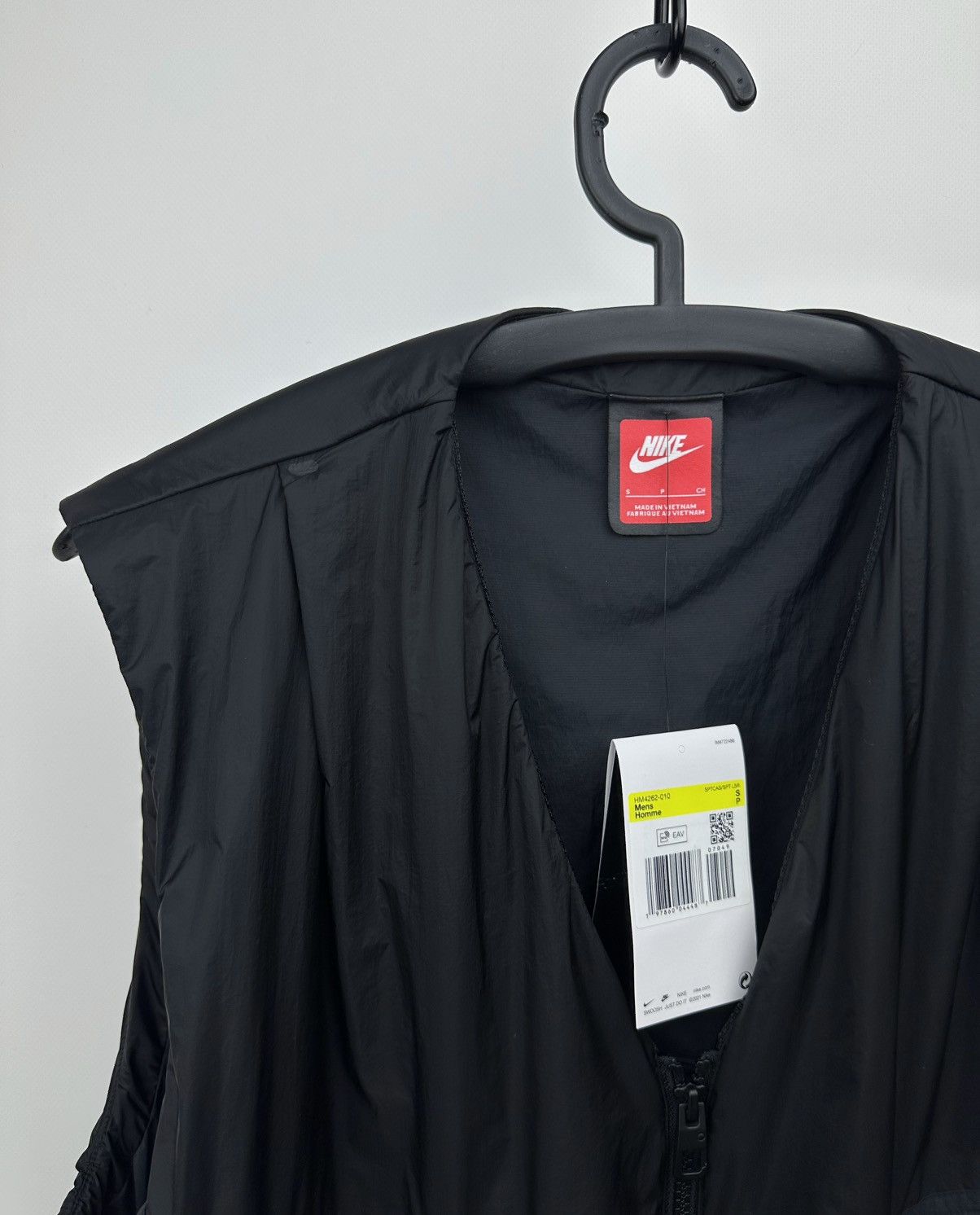 Nike Nike Tech Men's Size Small Woven Loose Fit Lightweight Vest Size US S / EU 44-46 / 1 - 2 Thumbnail
