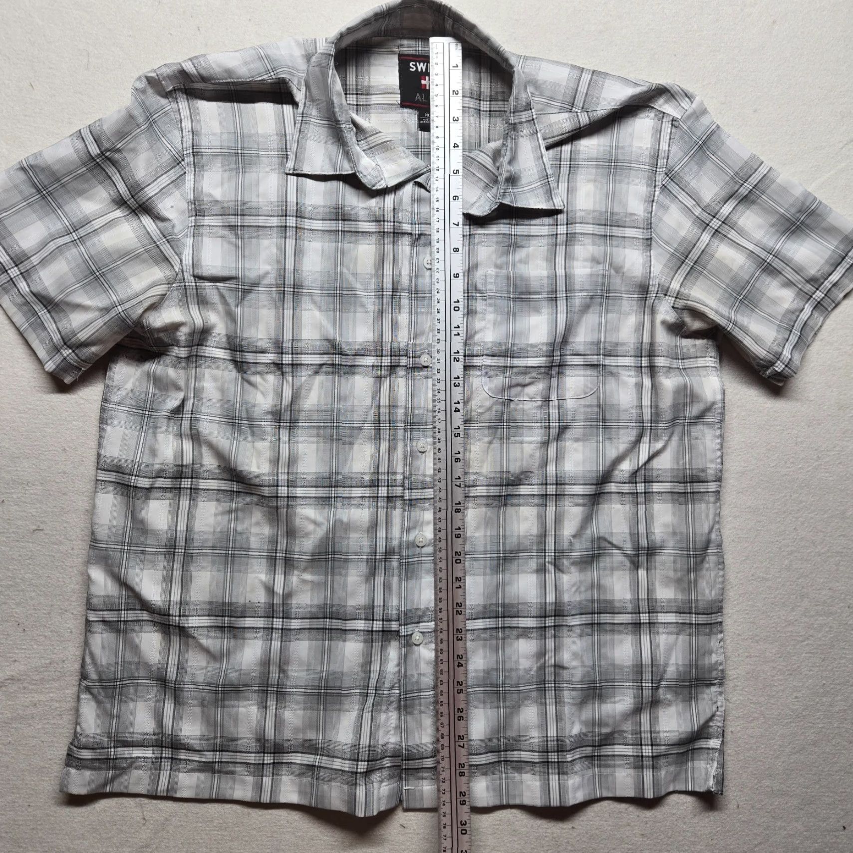 Vintage Swiss Alps Shirt Button-Up Adult Men XL Gray Short Sleeve 100% Polyester Plaid Button Closure Collared Pocketed Casual Travel Outdoor Vintage: No Size US XL / EU 56 / 4 - 6 Thumbnail