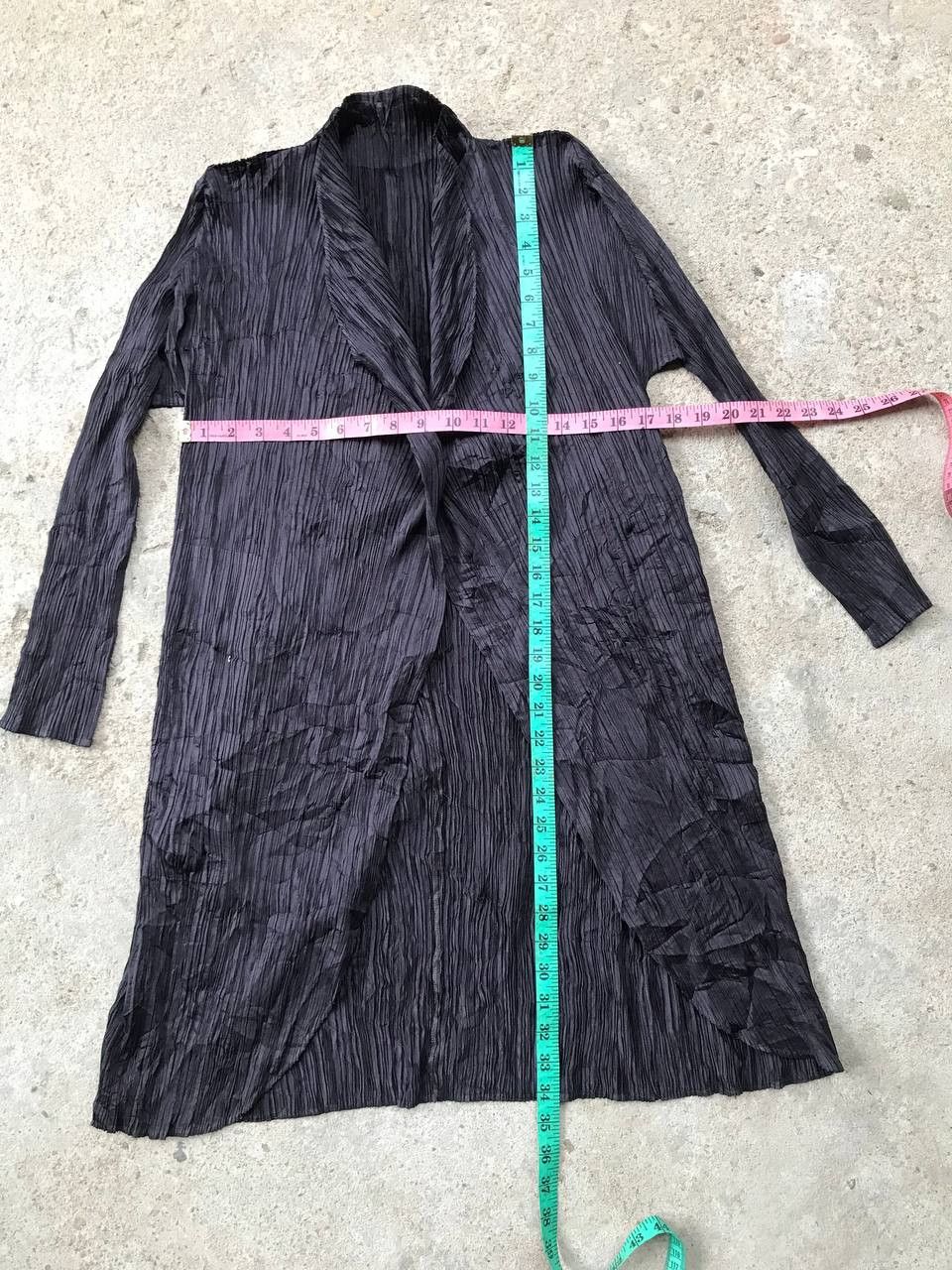 Pleats Please Issey Miyake Pleats Please Long Black Cardigan issey miyake Size M / US 6-8 / IT 42-44 - 9 Thumbnail