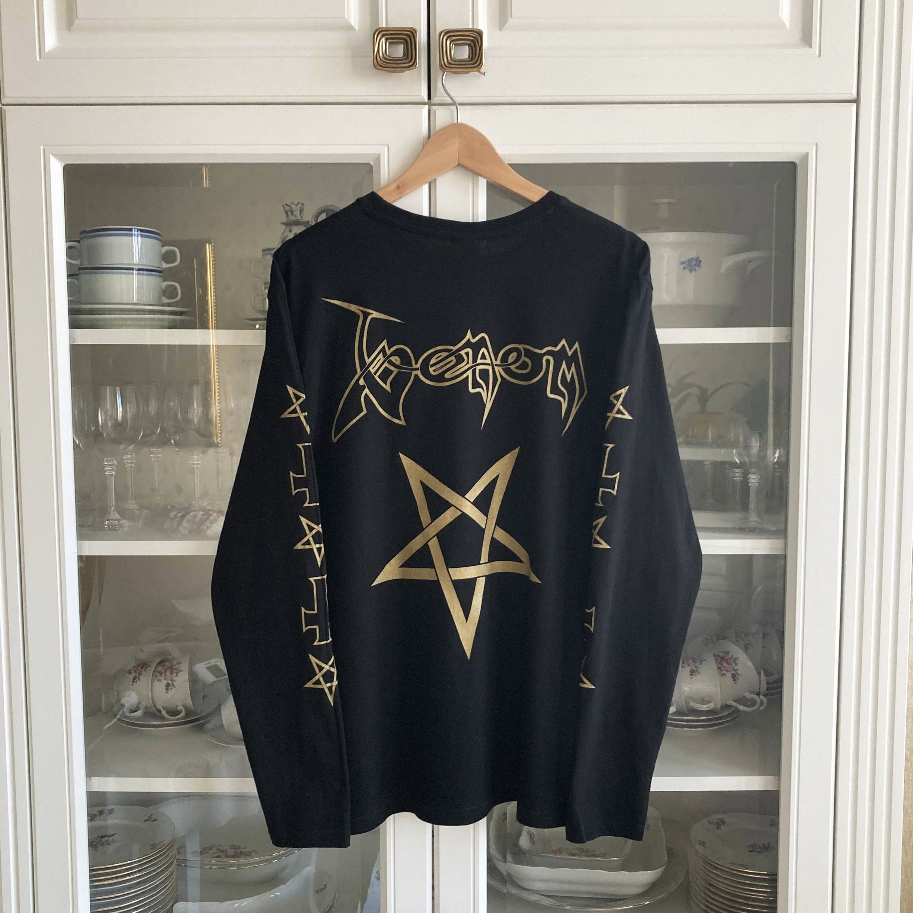 Band Tees Long sleeve Venom - At War With Satan - black metal Size US L / EU 52-54 / 3 - 5 Thumbnail