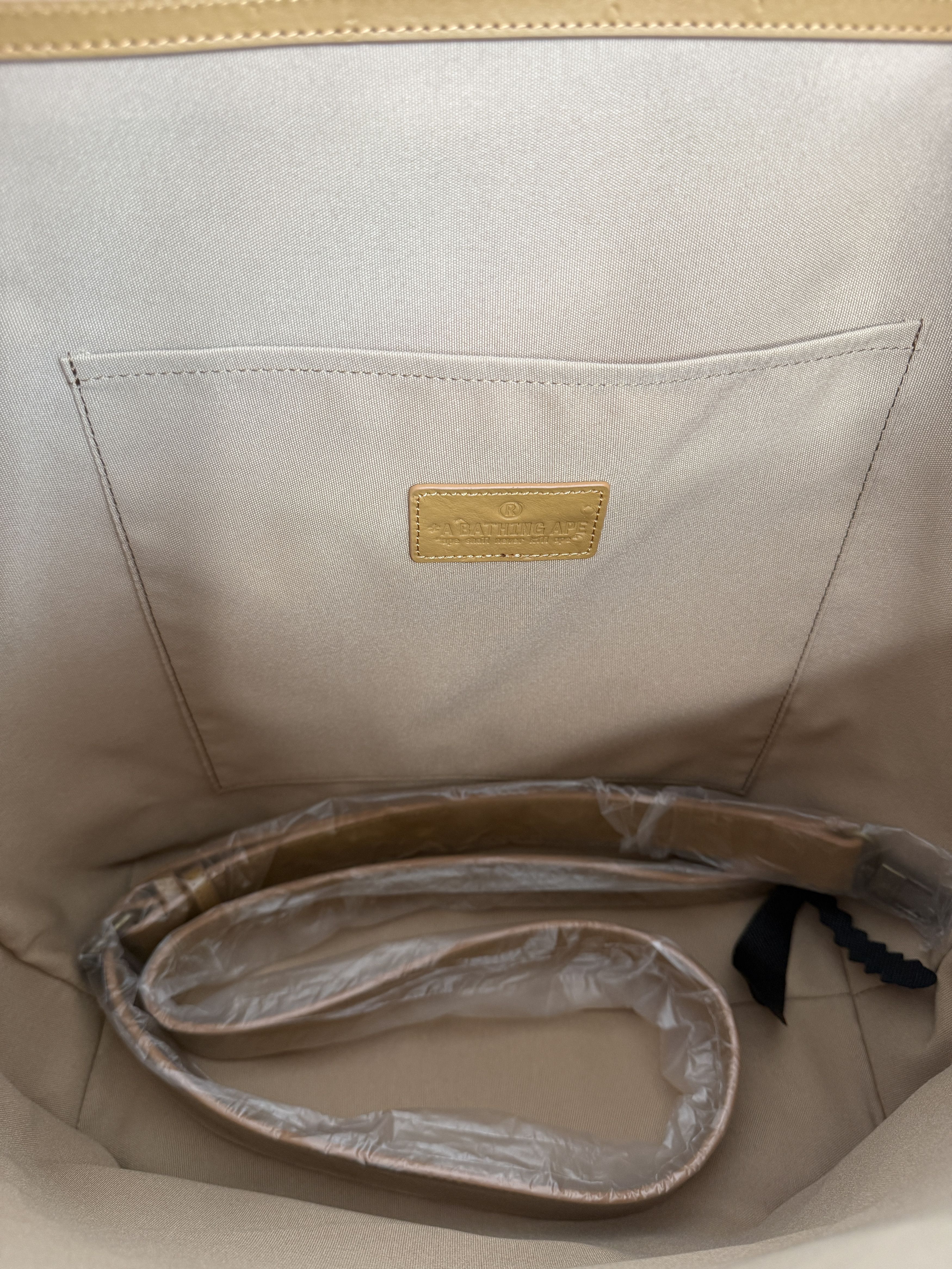 Bape BAPE ABC CAMO PU OSTRICH TOTE BAG Size ONE SIZE - 12 Thumbnail
