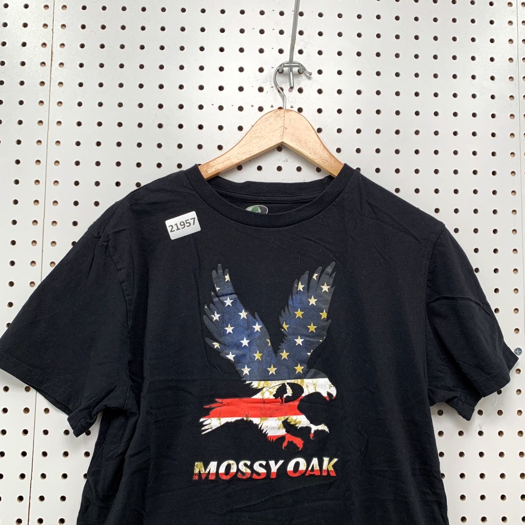 Vintage Mossy Oak Shirt Black Eagle USA Flag Logo FIts Men Small 18x25.5 Short SLeeve Size US S / EU 44-46 / 1 - 6 Thumbnail