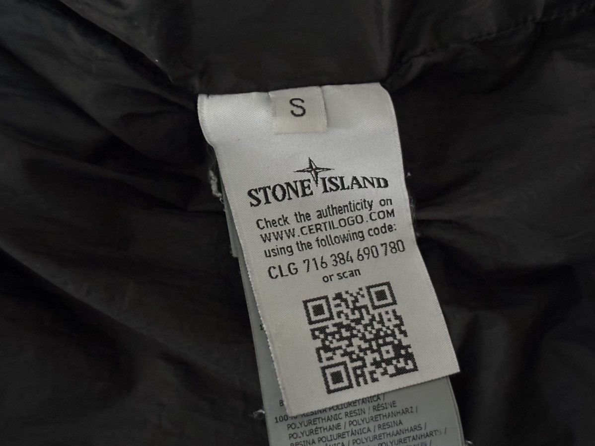 Stone Island Stone Island black gilet with removable hood S Size US S / EU 44-46 / 1 - 13 Thumbnail