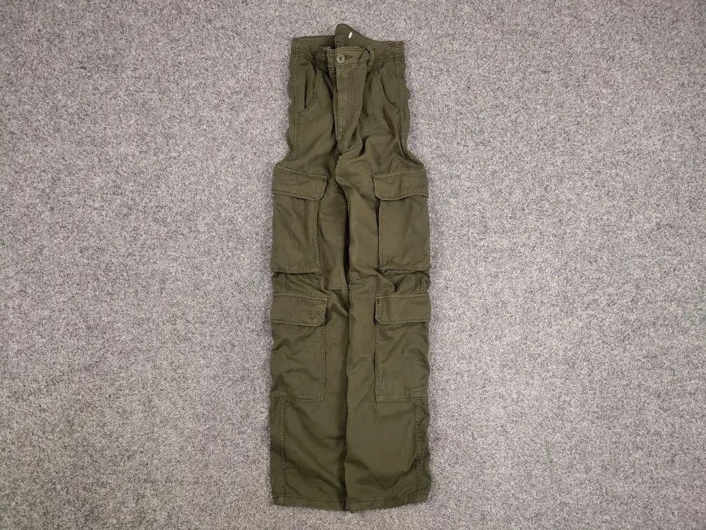 Japanese Brand Vintage Japanese Multi Pocket Cargo Baggy Pants Y2K Style Size US 29 - 1 Thumbnail