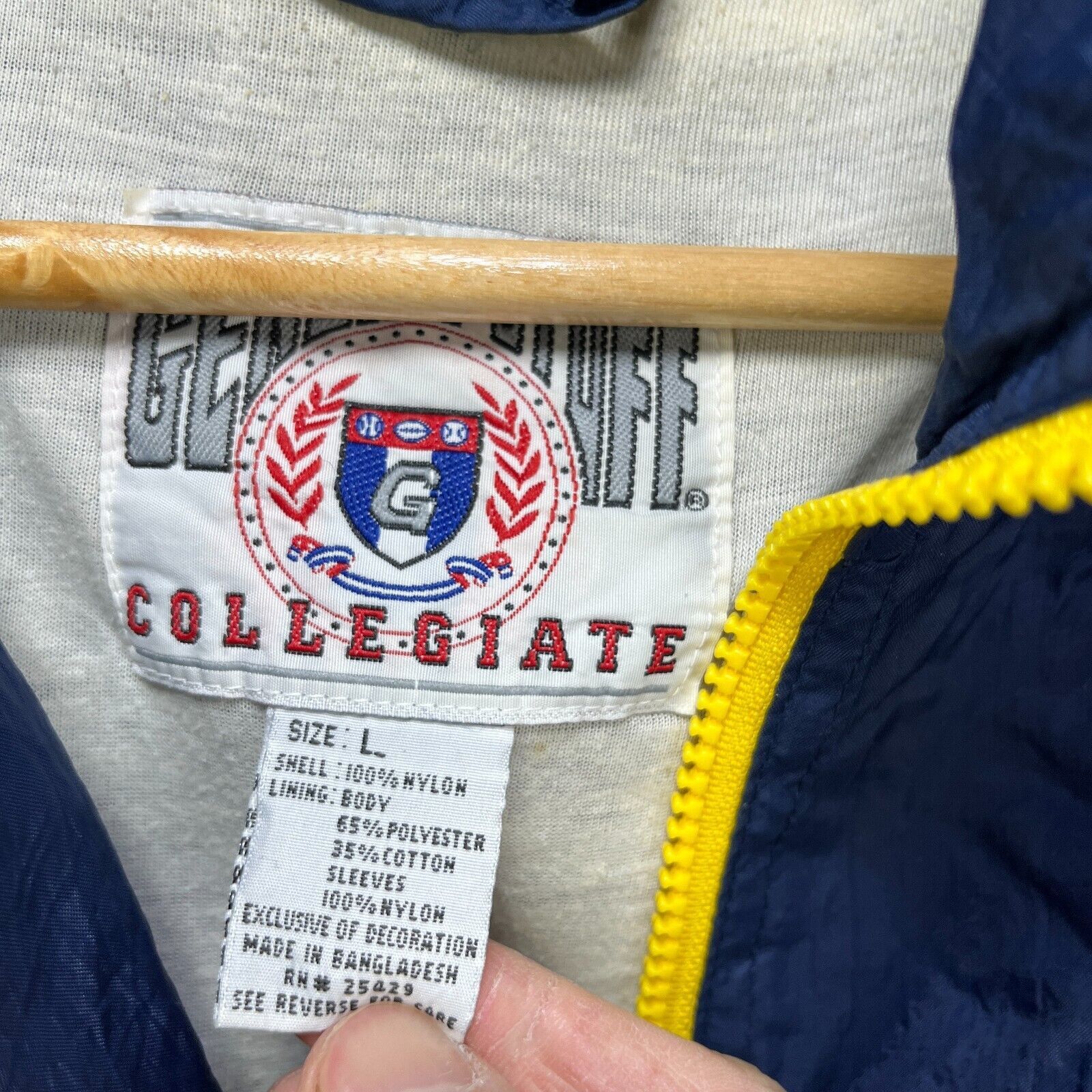 Vintage Vintage 90s Michigan Wolverines Windbreaker Jacket Large Size US L / EU 52-54 / 3 - 7 Thumbnail