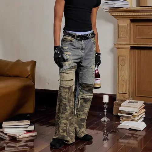 VIBE Distressed Patchwork Camo Jeans Size US 32 / EU 48 - 5 Thumbnail
