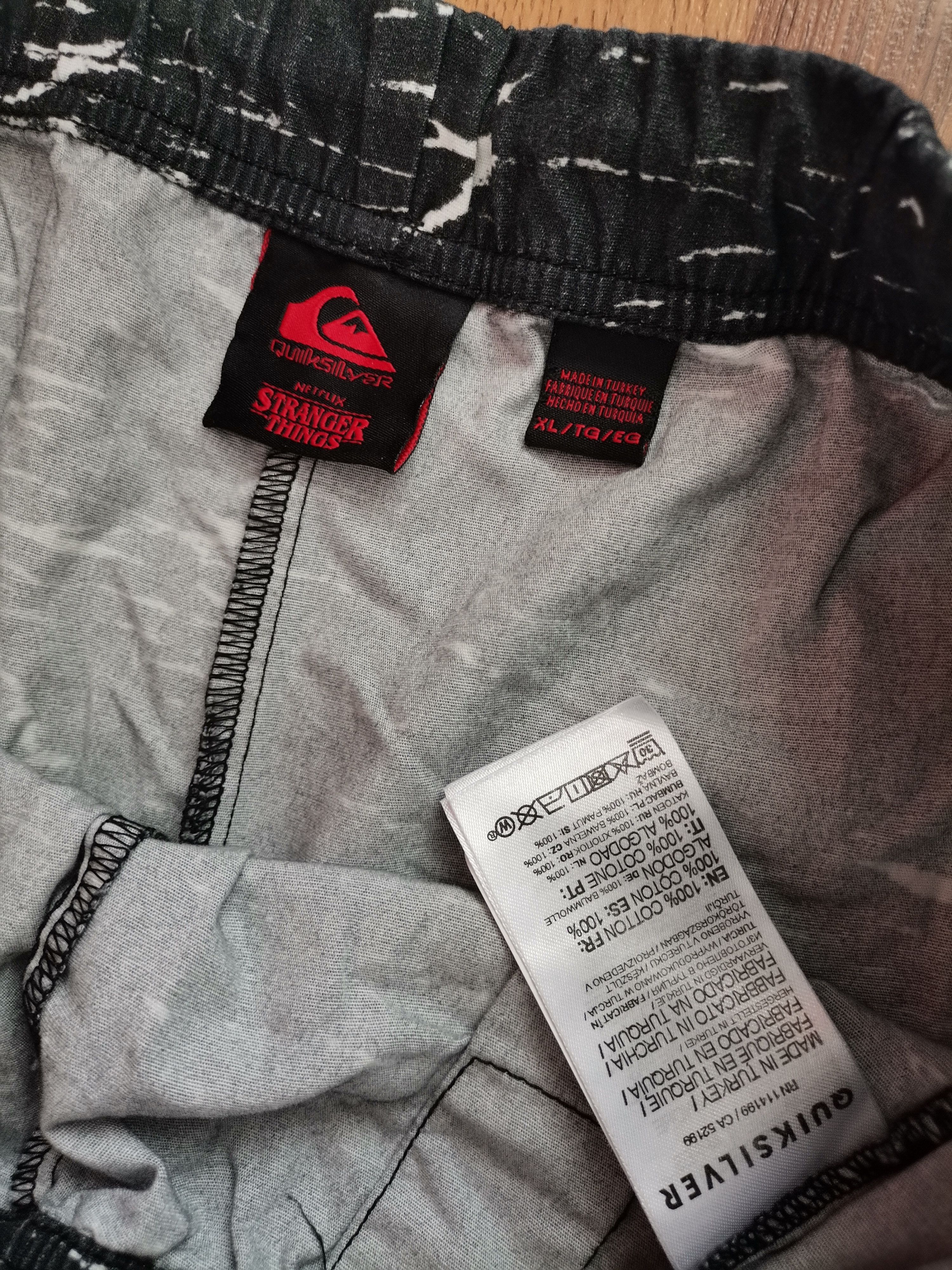 Quiksilver Quiksilver x Stranger Things Pants Size US 34 / EU 50 - 2 Thumbnail