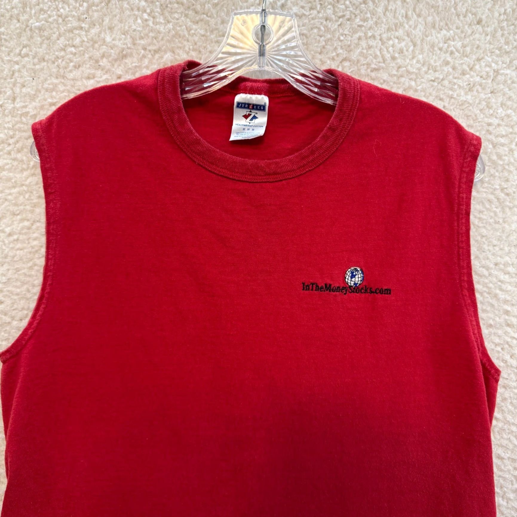 Jerzees JERZEES In the Money Stocks Tank Top T-Shirt Medium Red Heavyweight Mens Shirt Size US M / EU 48-50 / 2 - 3 Thumbnail
