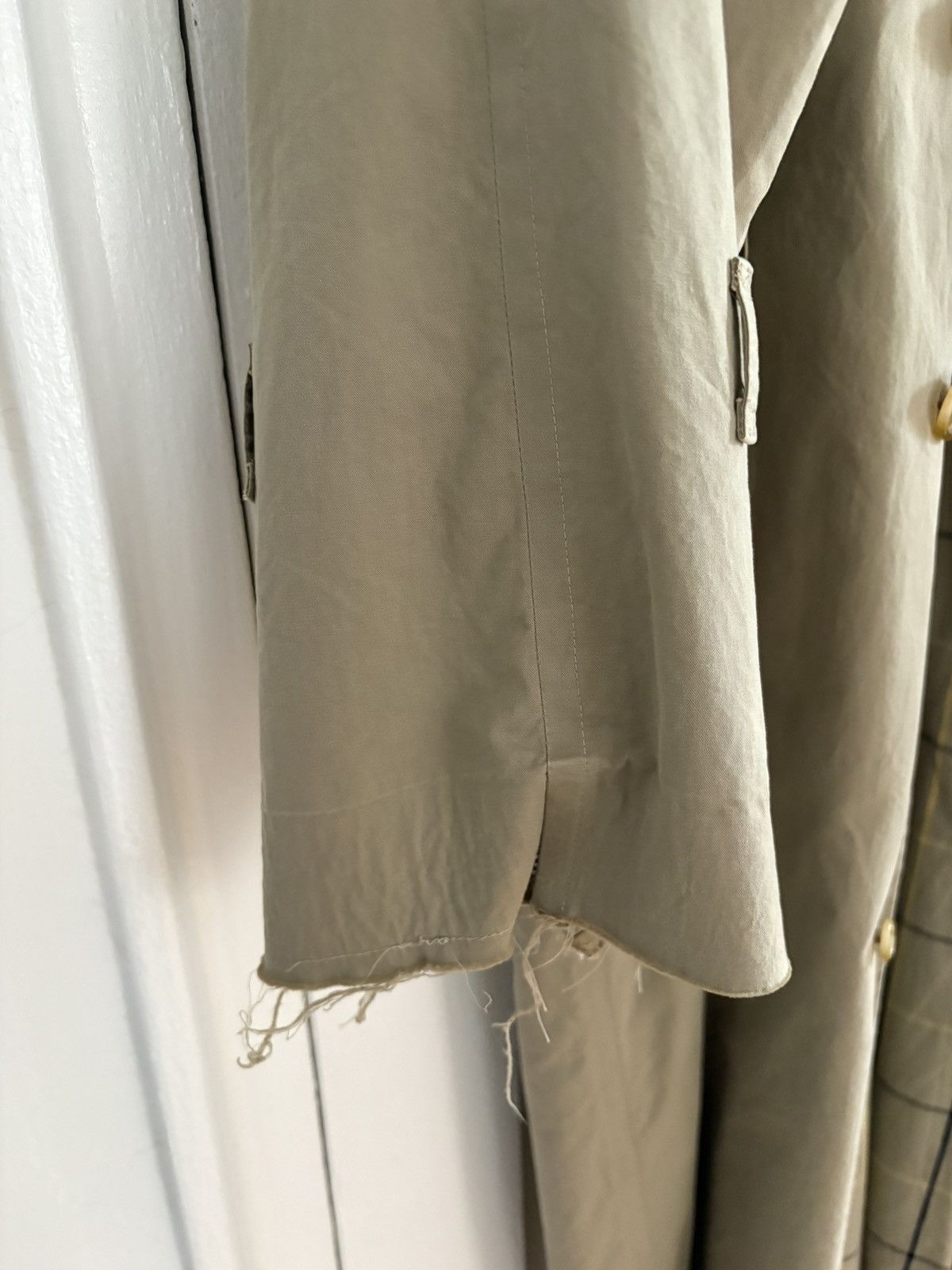 Burberry Vintage Deconstructed Burberry Trench Coat Size US L / EU 52-54 / 3 - 5 Thumbnail