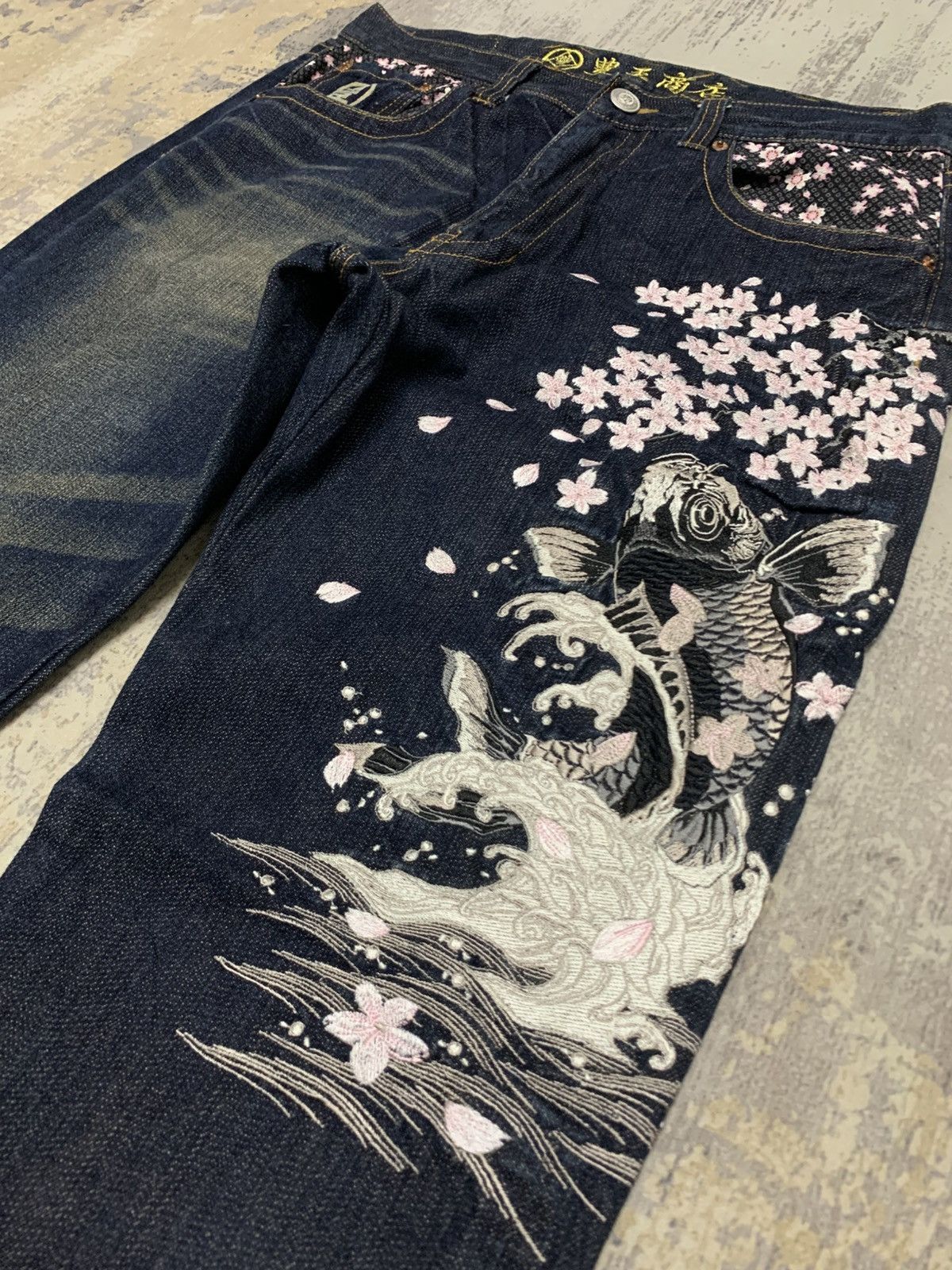 Japanese Brand Japanese Brand Kara Kuri Style Embroidery Sukajan Jeans Size US 33 - 4 Thumbnail