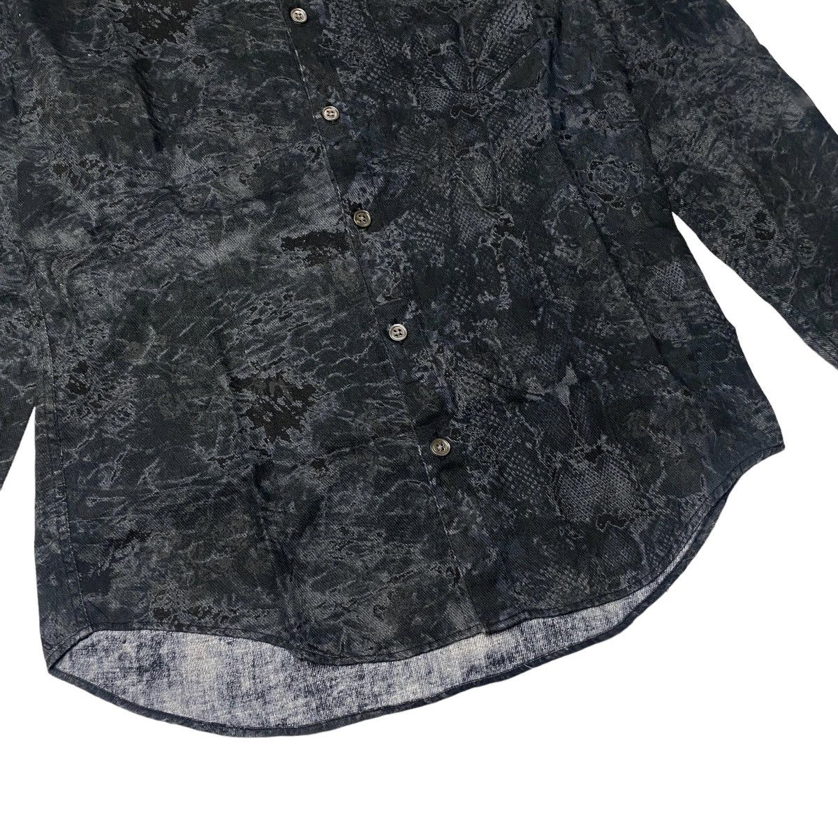 Tornado Mart 2000's Tornado Mart Snakeskin Tribal Shirts Size US S / EU 44-46 / 1 - 4 Thumbnail