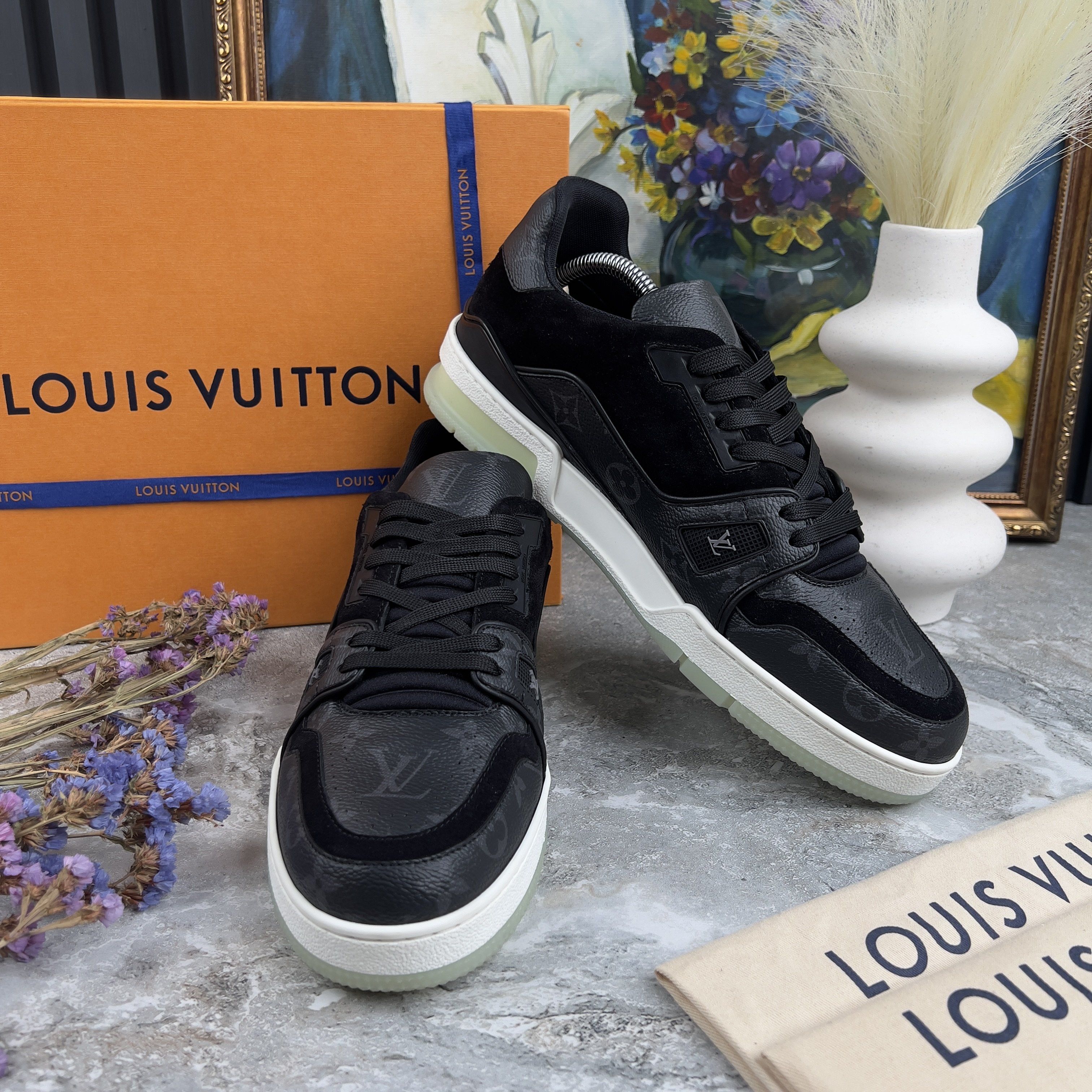 Louis Vuitton LV Trainer Sneakers Monogram Eclipse Black Suede Size US 9 / EU 42 - 3 Thumbnail